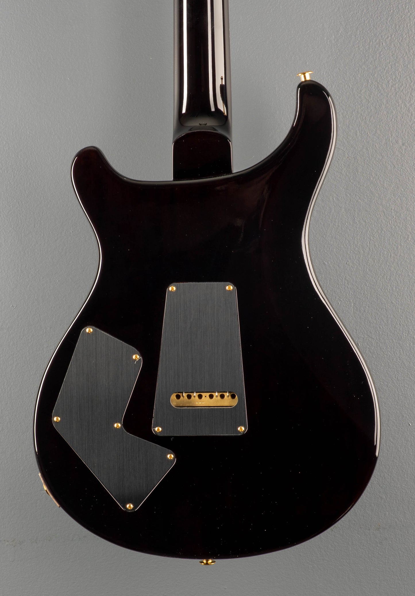 Modern Eagle V 10 Top - Black Gold Wraparound Burst