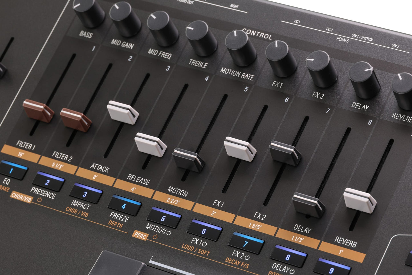Kurzweil K2061 V.A.S.T. SYNTHESIZER