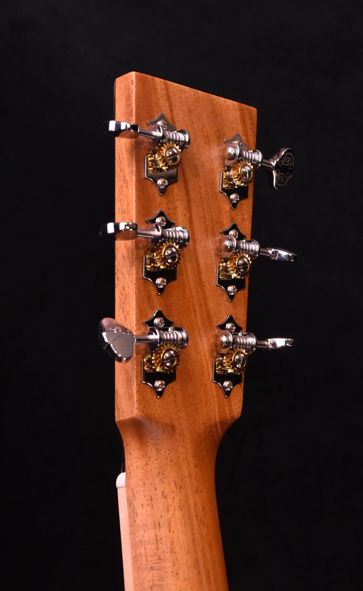 Larrivee 000-40 12 Fret Koa Small Body Special Acoustic Guitar