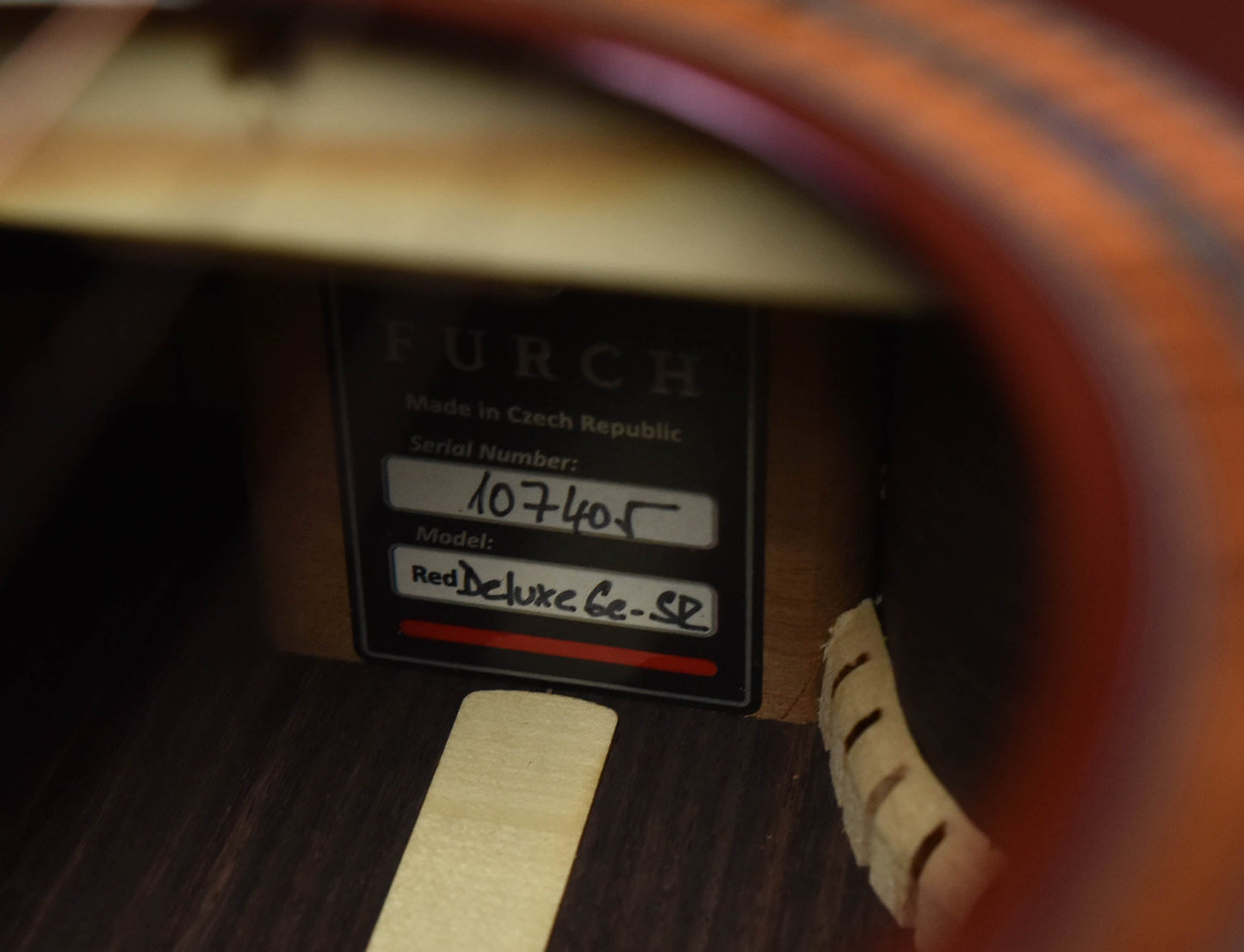 Furch Red Deluxe Grand Auditorium bevel duo Sunburst Sitka Spruce/Indian Rosewood Acoustic Guitar