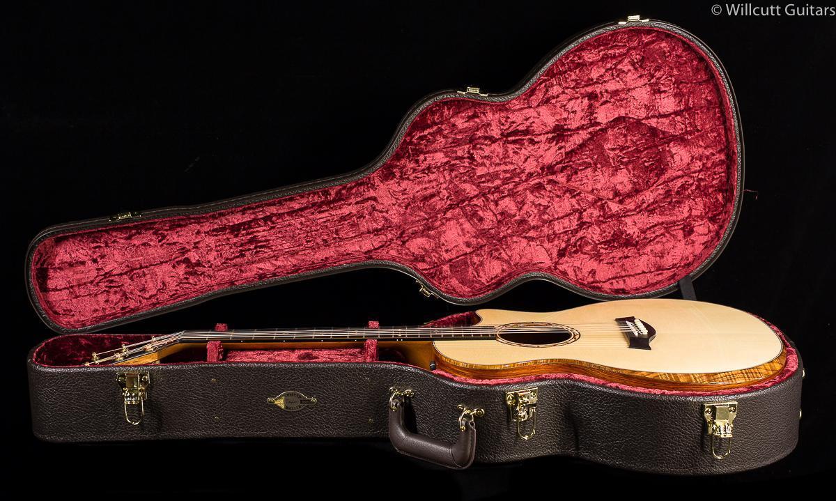 Taylor Custom 11074 Grand Auditorium Cocobolo