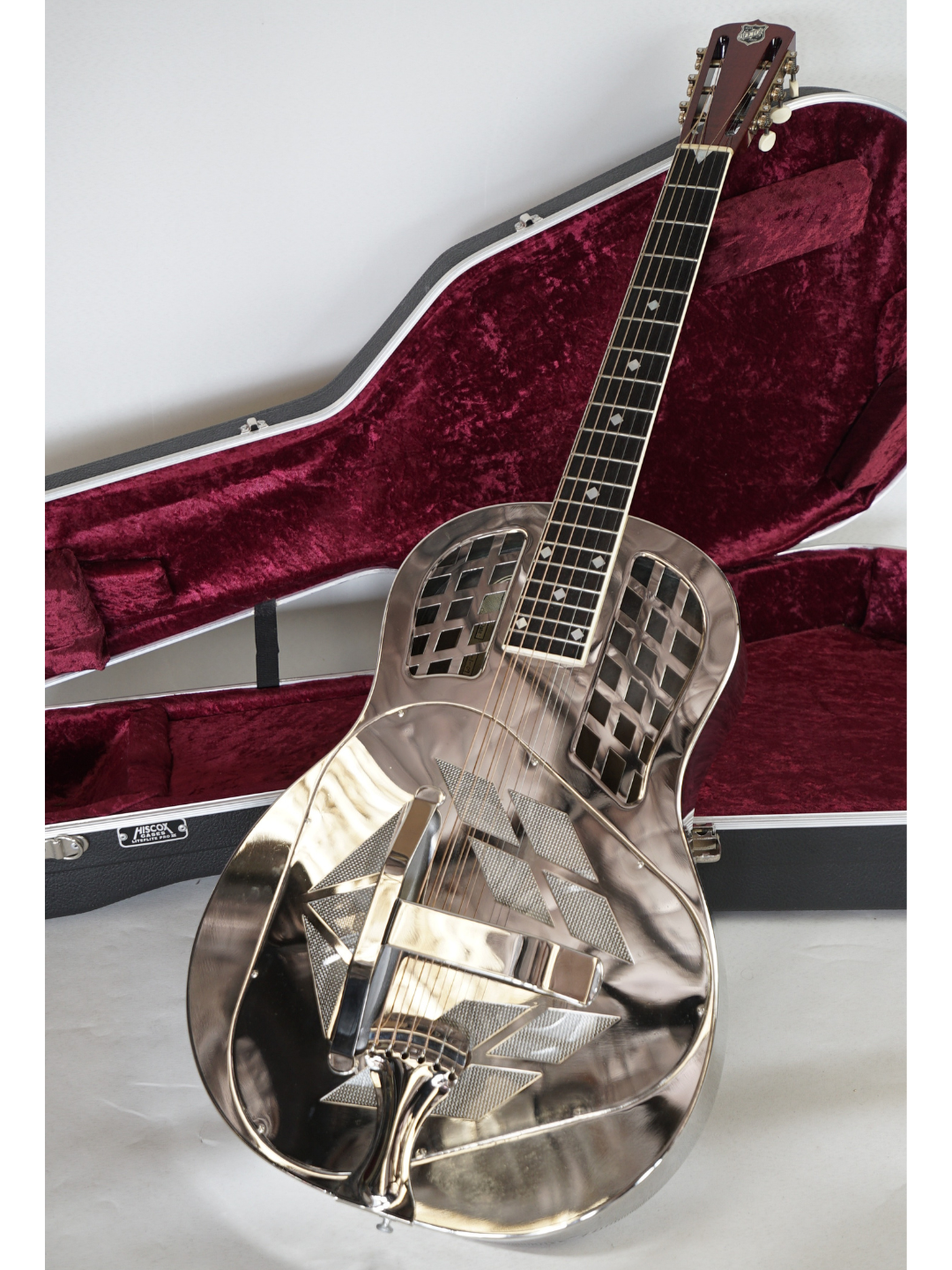 SOLD - Beeton Style 1 Tricone Resonator - AUS 2009