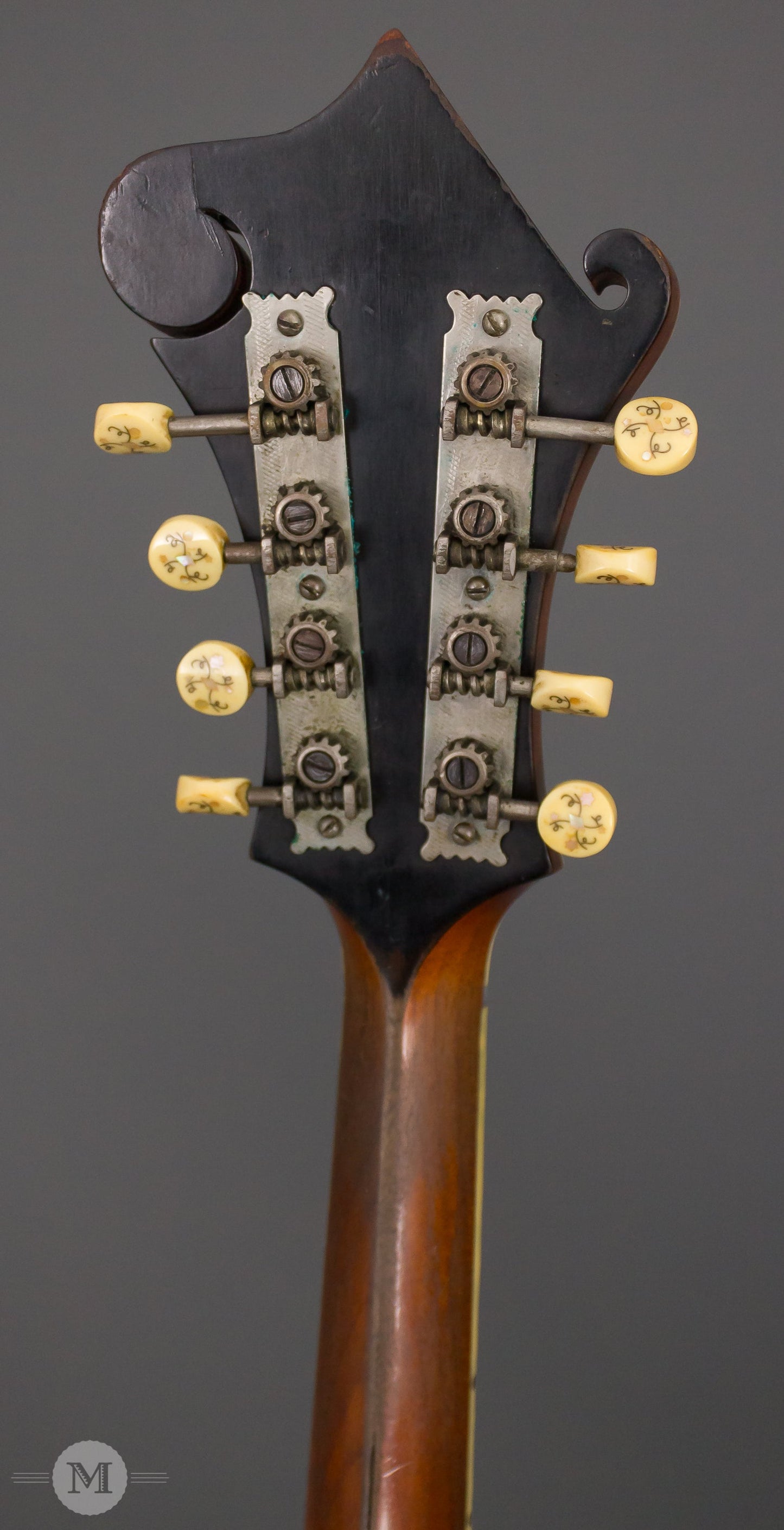 Gibson Mandolins - 1917 F4 - Used