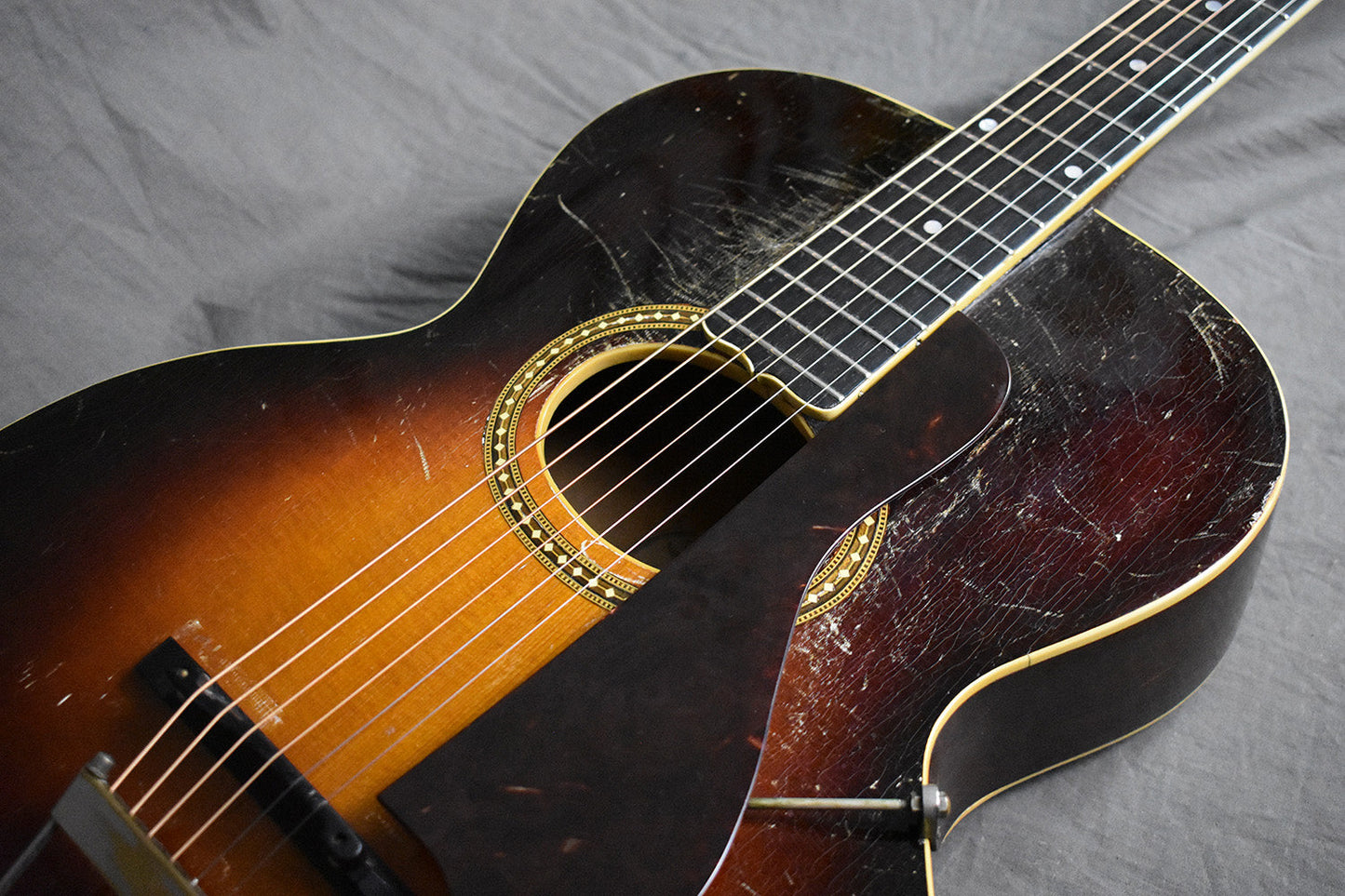 1928 Gibson L-4