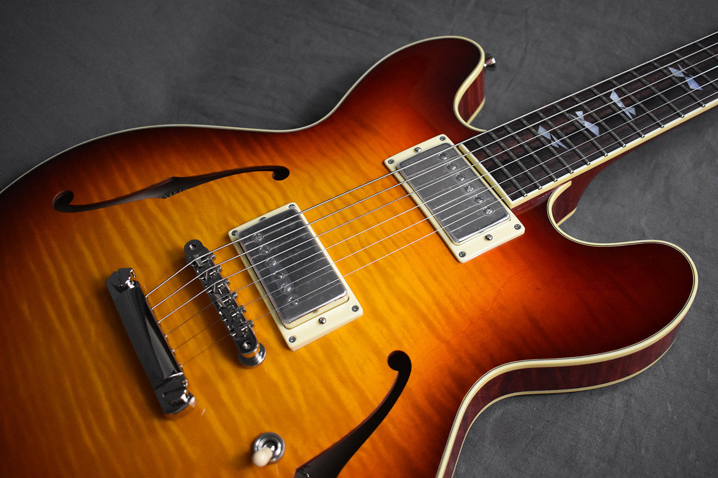Collings I-35 LC Deluxe Broken Glass w/ ThroBaks