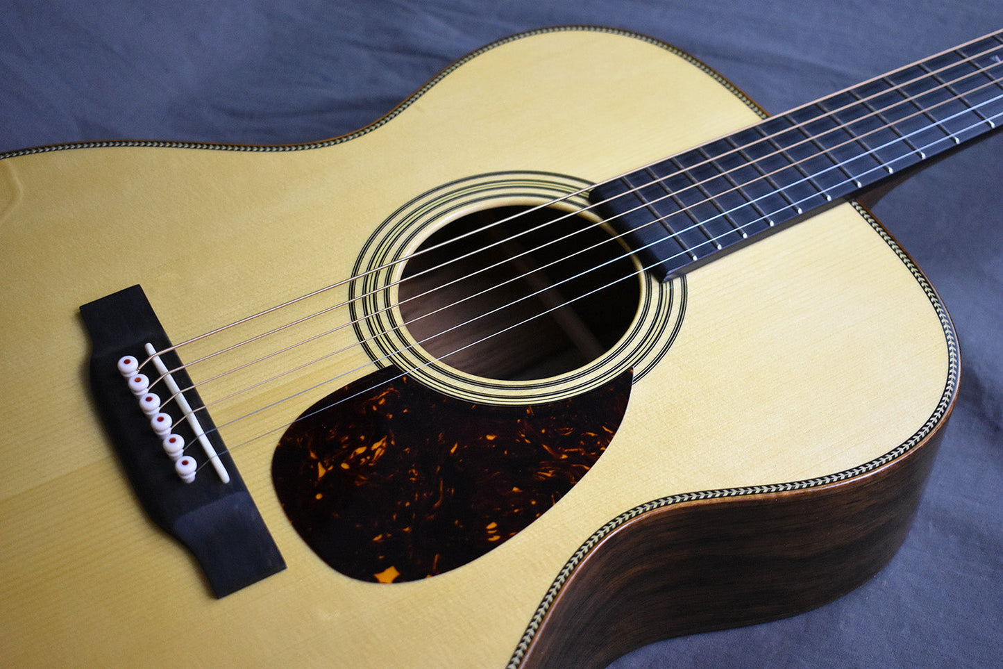 Martin Custom Shop OM-28 Guatemalan Rosewood