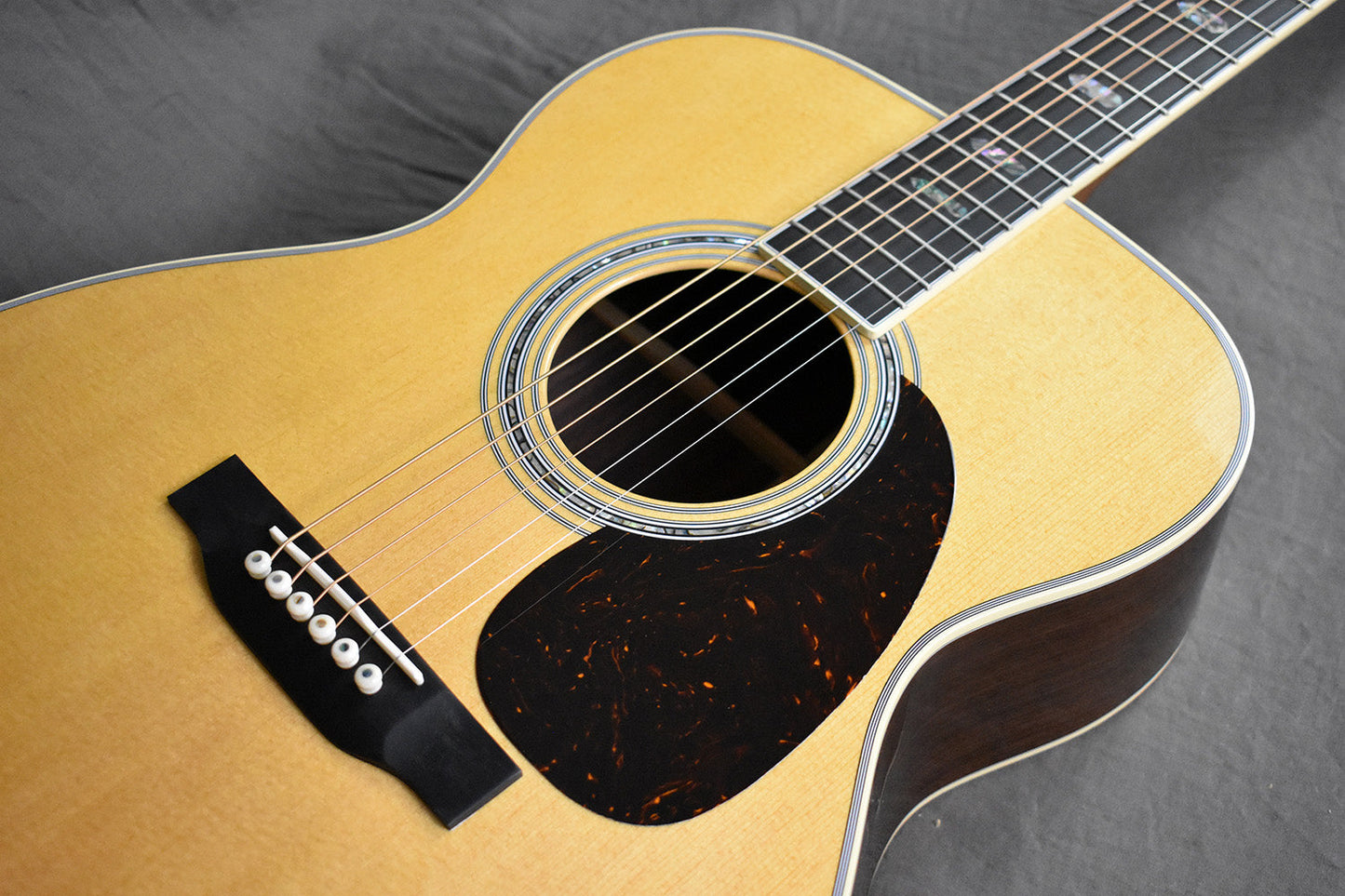 Martin J-40