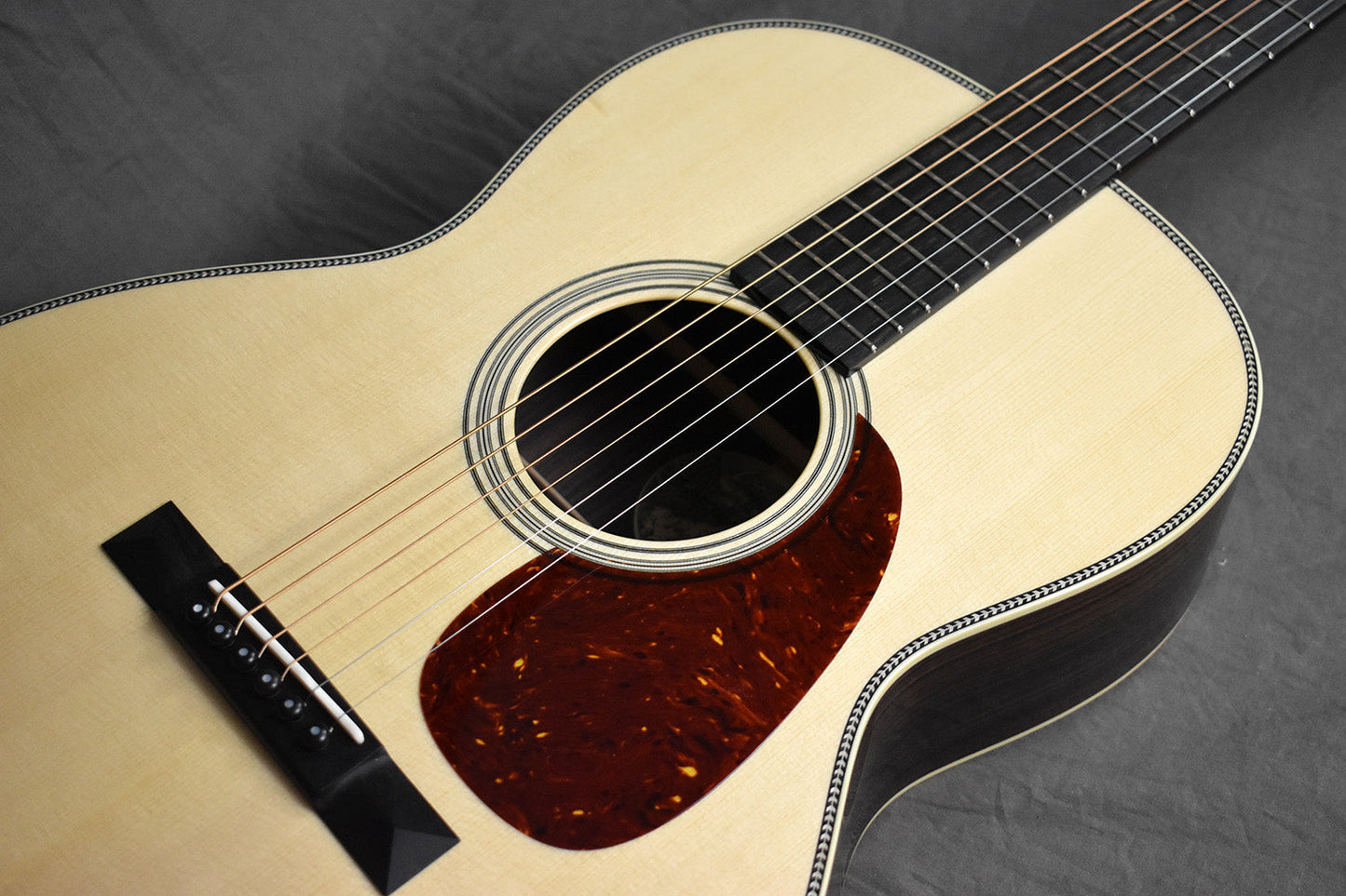 Collings 0002H G w/ 1-3/4" Nut Width