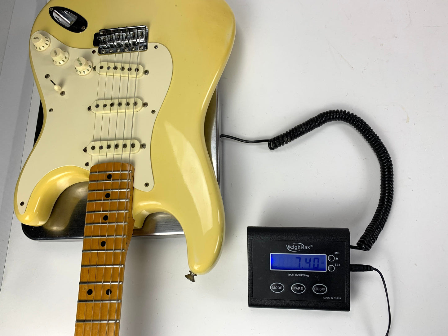 1982 Fender '57 American Vintage Reissue Fullerton Stratocaster 1957 Olympic “Vintage White” RED BOBBIN PICKUPS Very Early RI! AVRI
