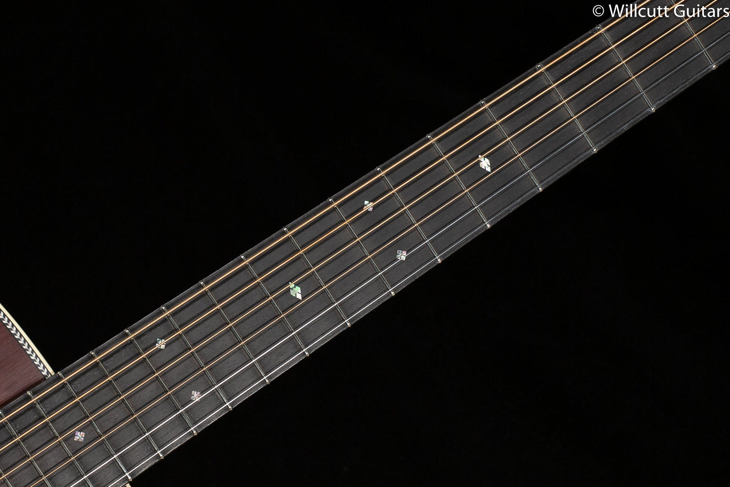 Martin Custom Shop Expert D-28 Authentic 1937 Ambertone (148)