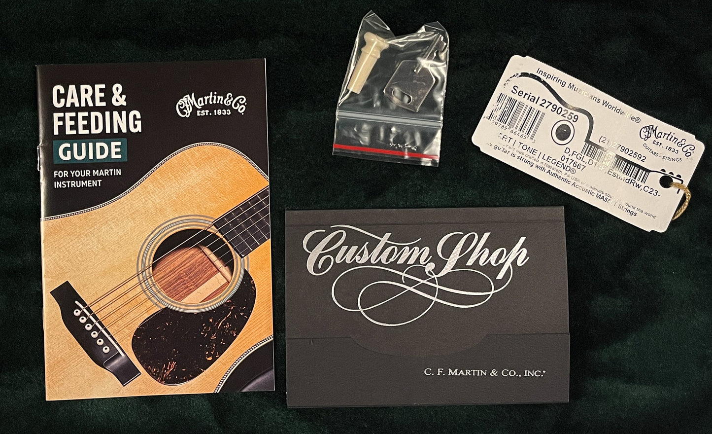 Martin Custom Shop 28 Style Dreadnought Willcutt Exclusive Large Soundhole Adirondack (259)