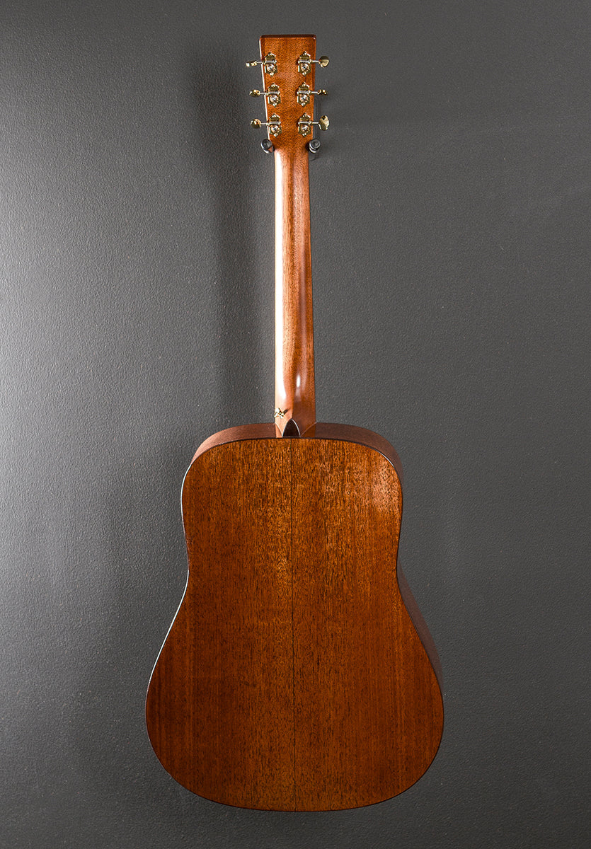 D-18E Modern Deluxe
