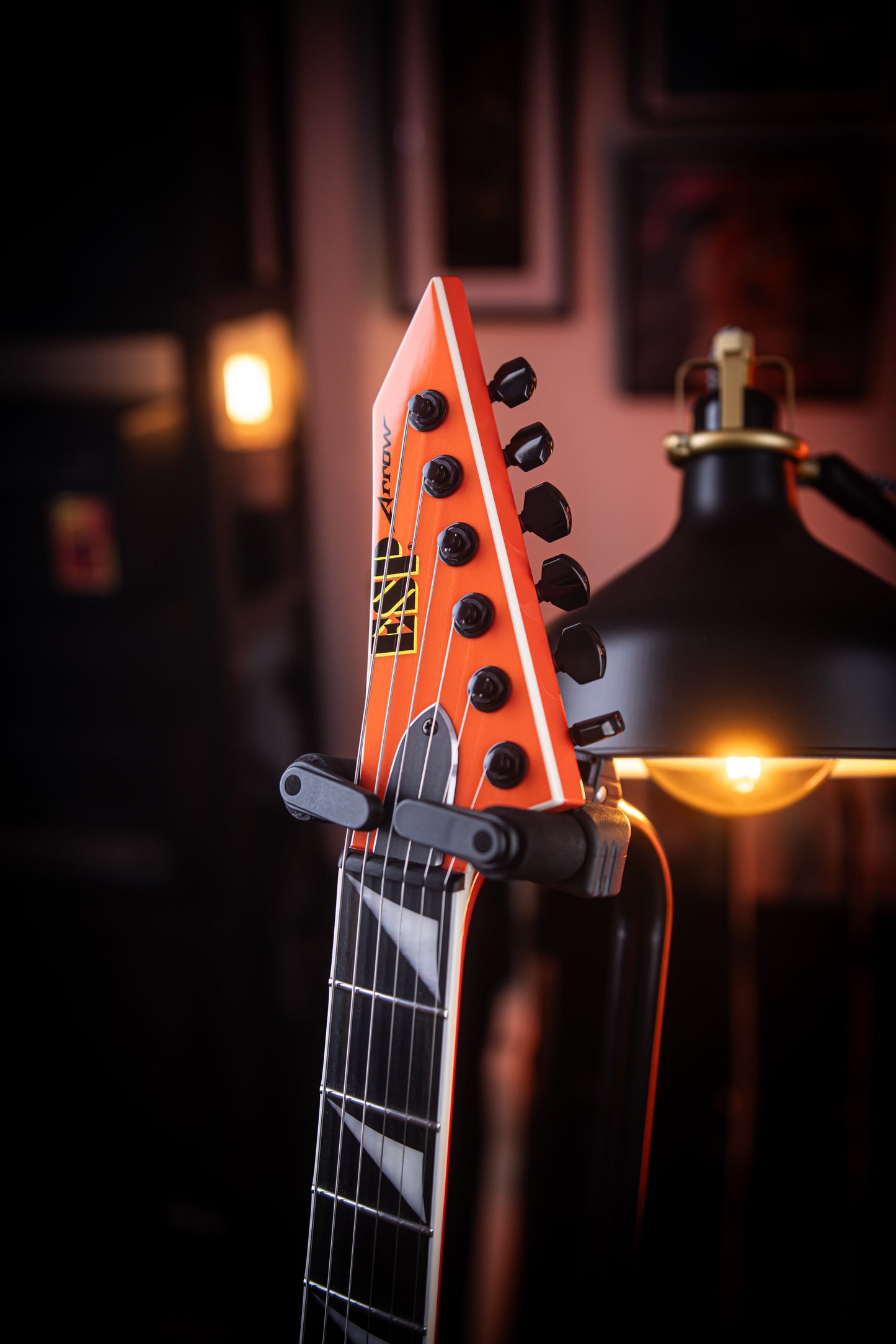 ESP Custom Shop Arrow NT, Arancia Atlas