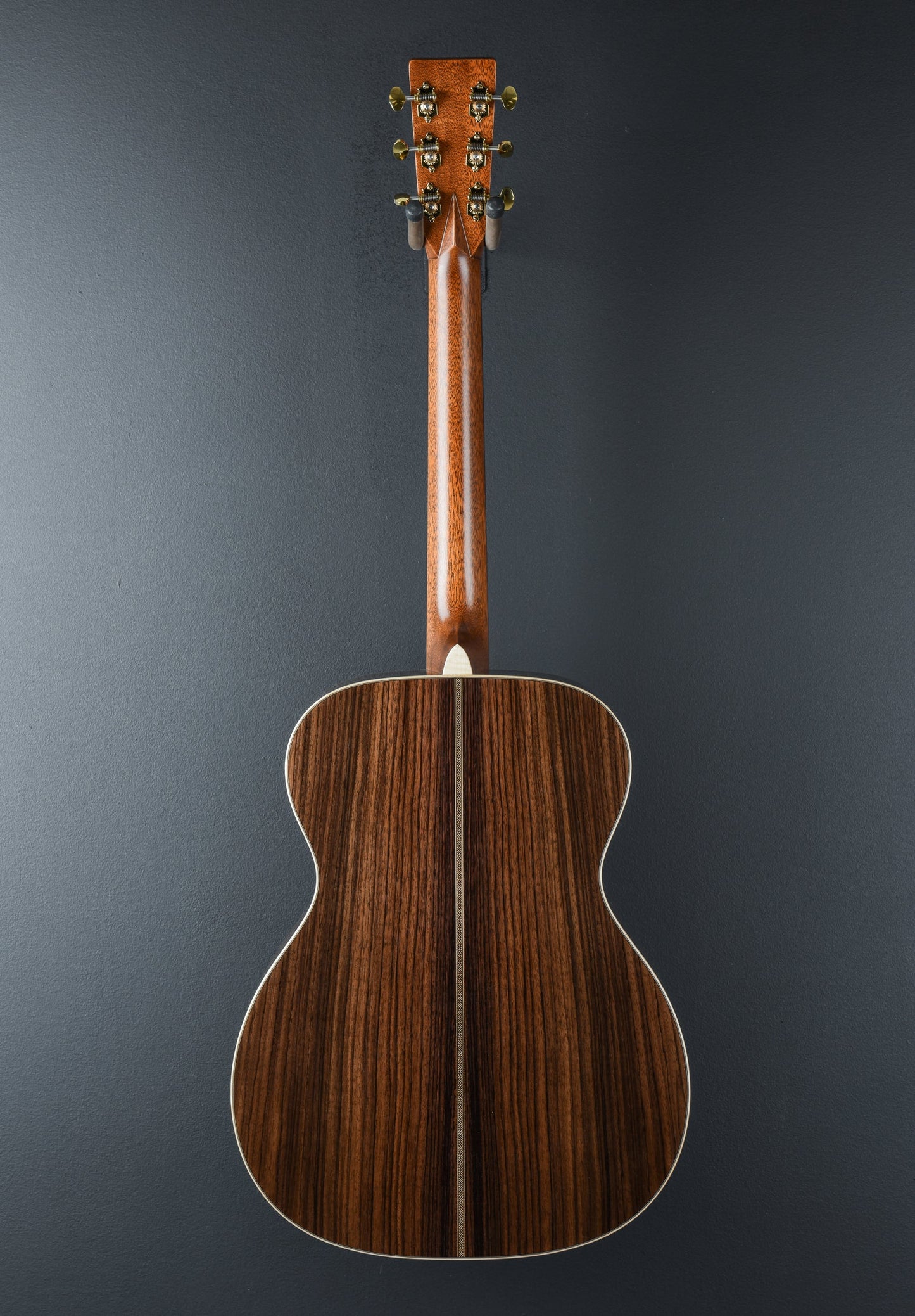 000-28 Modern Deluxe