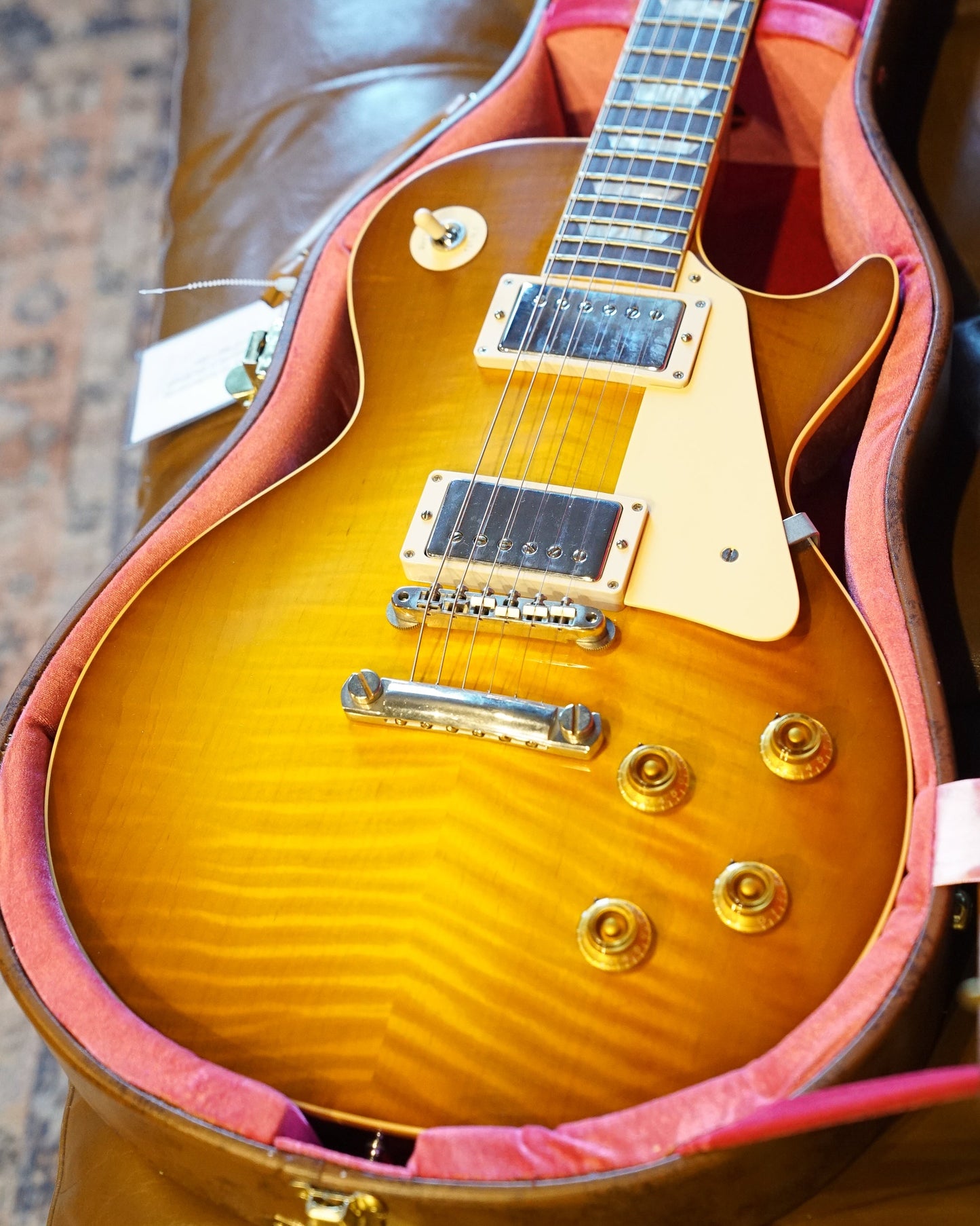 Gibson Custom Shop '59 Les Paul Standard Reissue, Ultra Light Back Upgrade - VOS Golden Poppy Burst