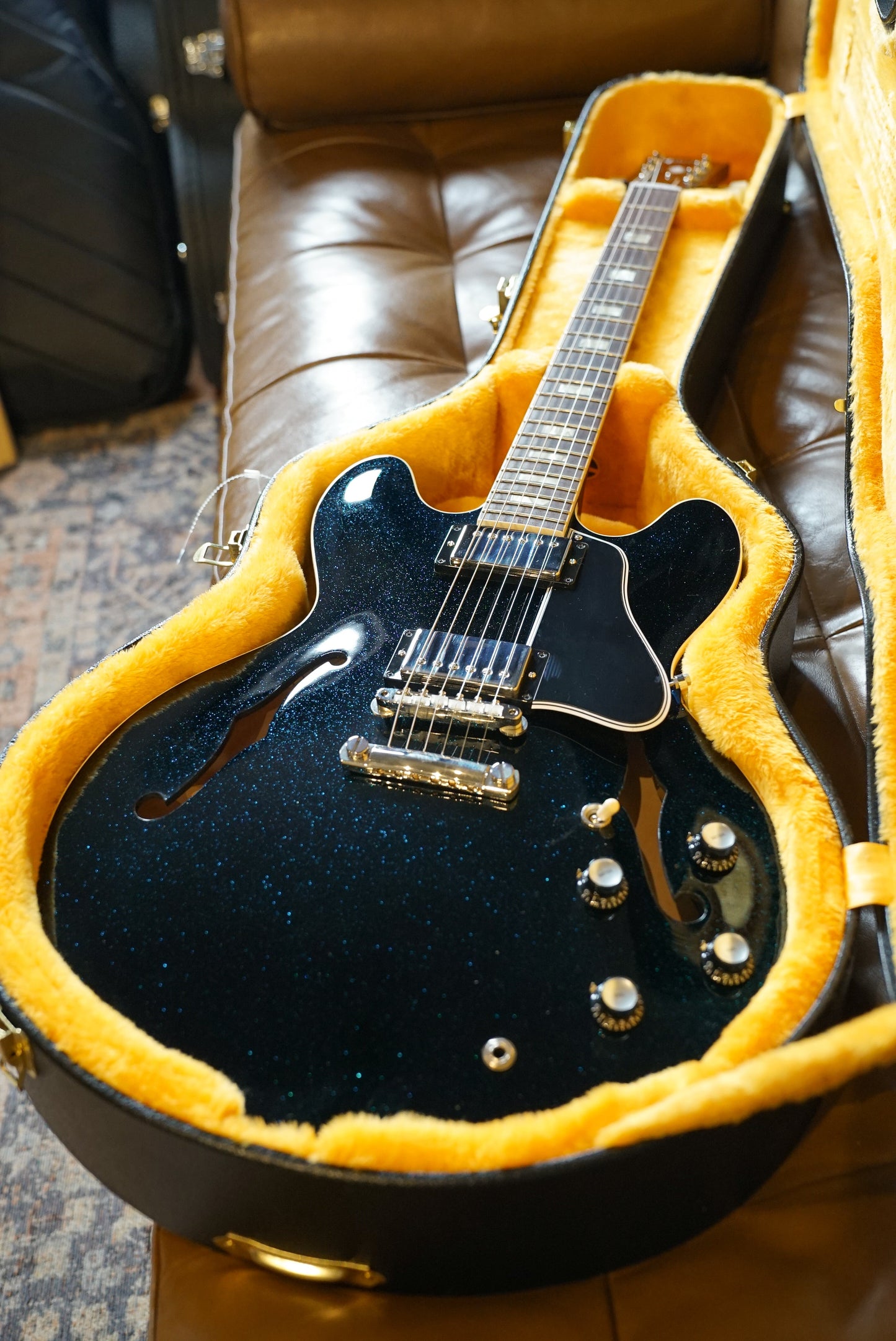Gibson Custom Made to Measure '64 ES-335, Brunswick Blue Sparkle