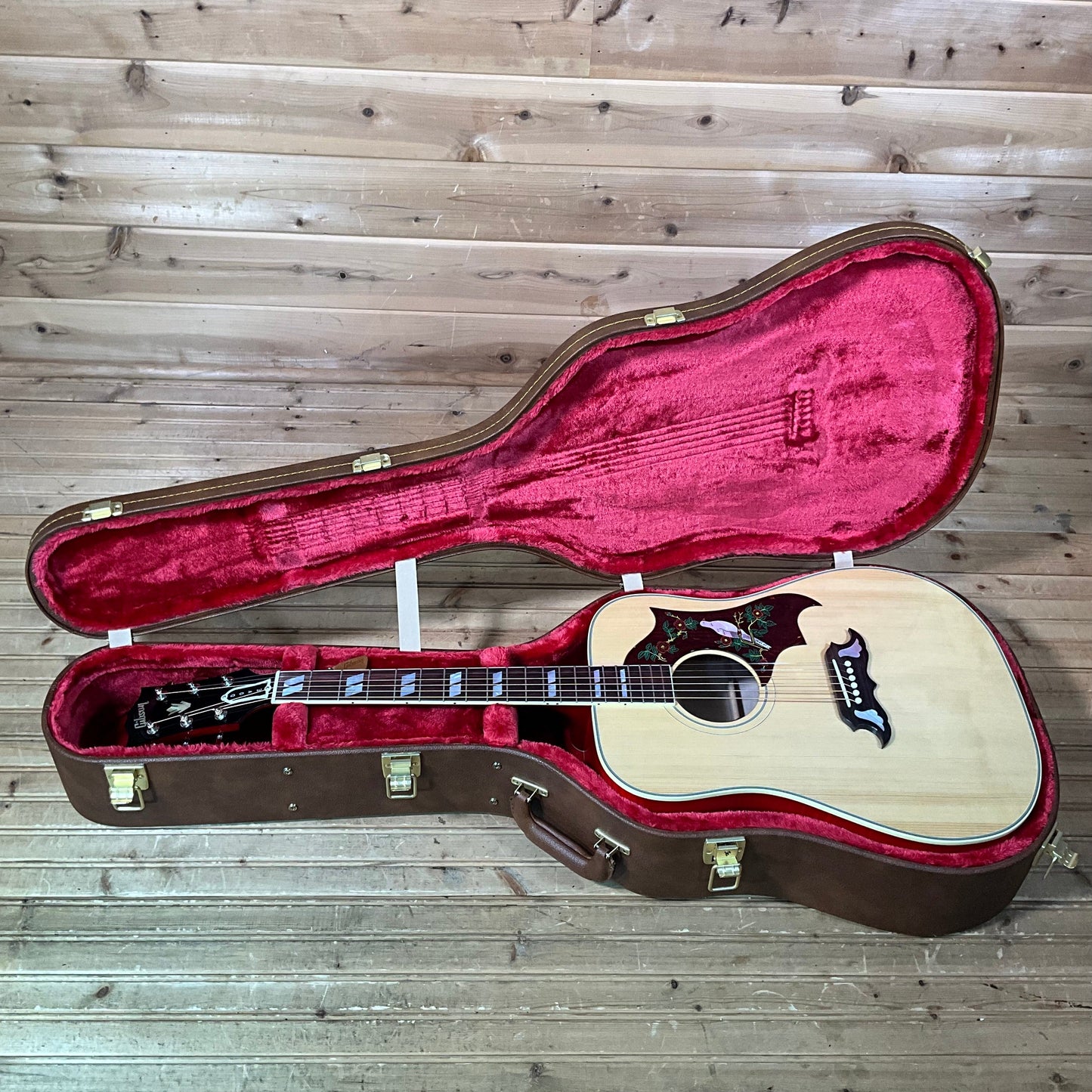 Gibson Dove Original Acoustic Guitar - Antique Natural