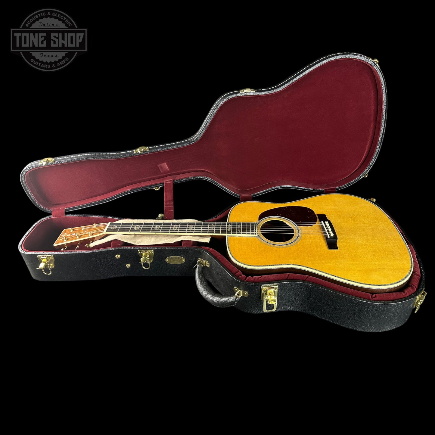 Used 2022 Martin D-45 w/case TSU25212