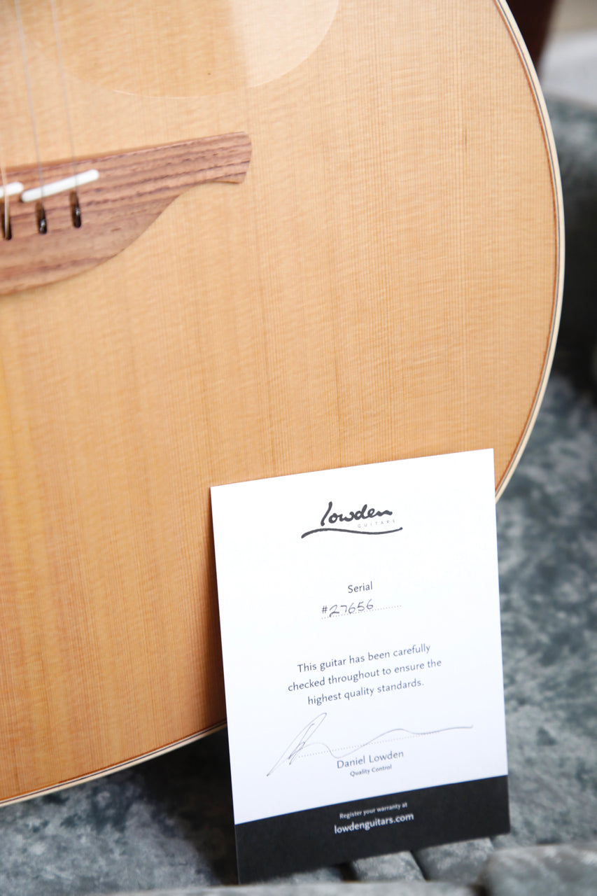 Lowden O-22 Original Series Cedar/Mahogany Acoustic Guitar