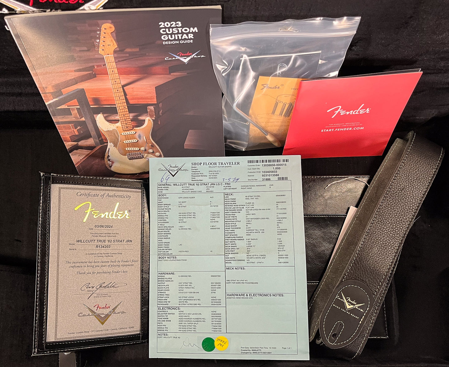 Fender Custom Shop Willcutt True '62 Stratocaster Journeyman Relic Fiesta Red Large C (203)