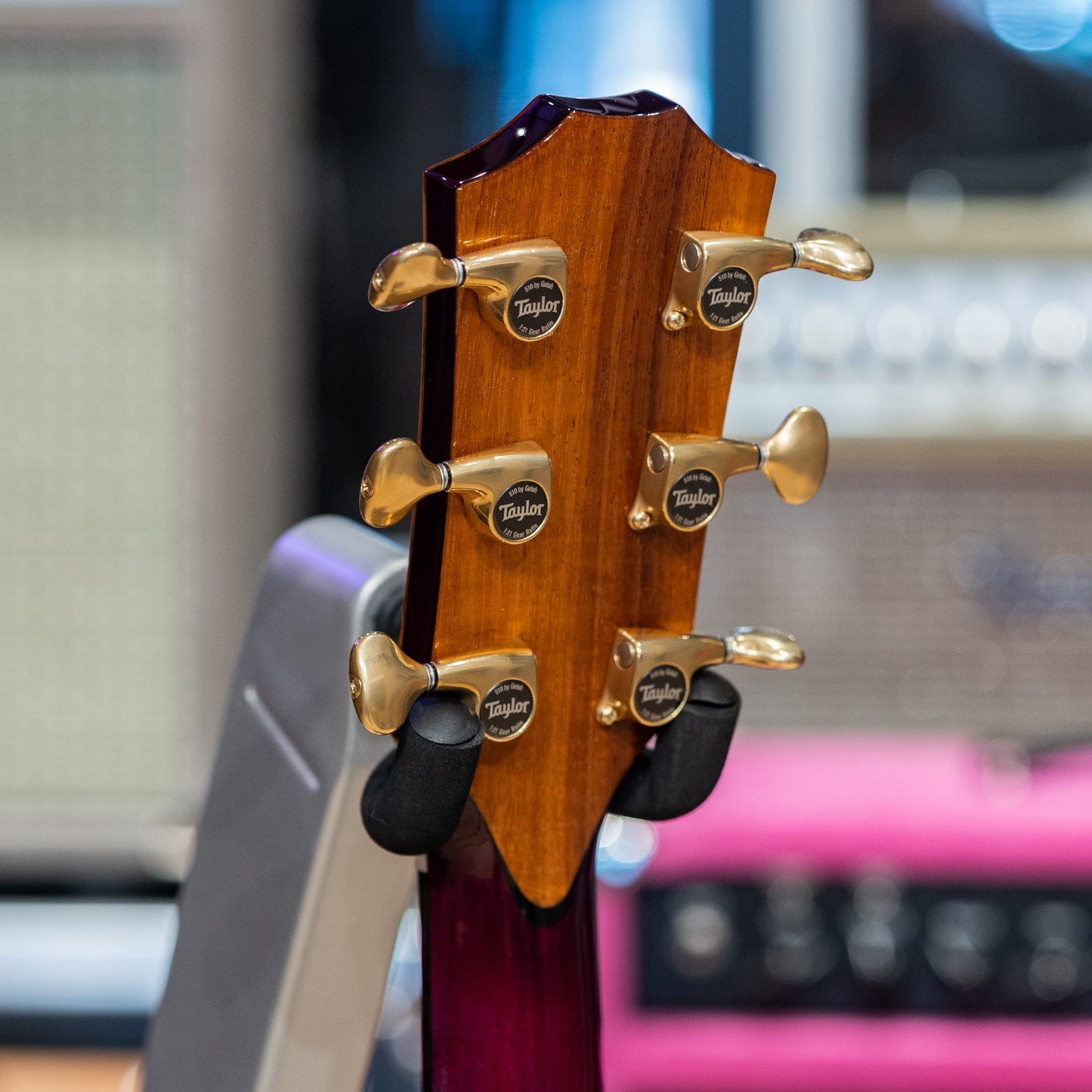 Taylor Custom Catch #06 C12ce 12-Fret - Lutz Spruce/Quilted Big Leaf Maple 2026