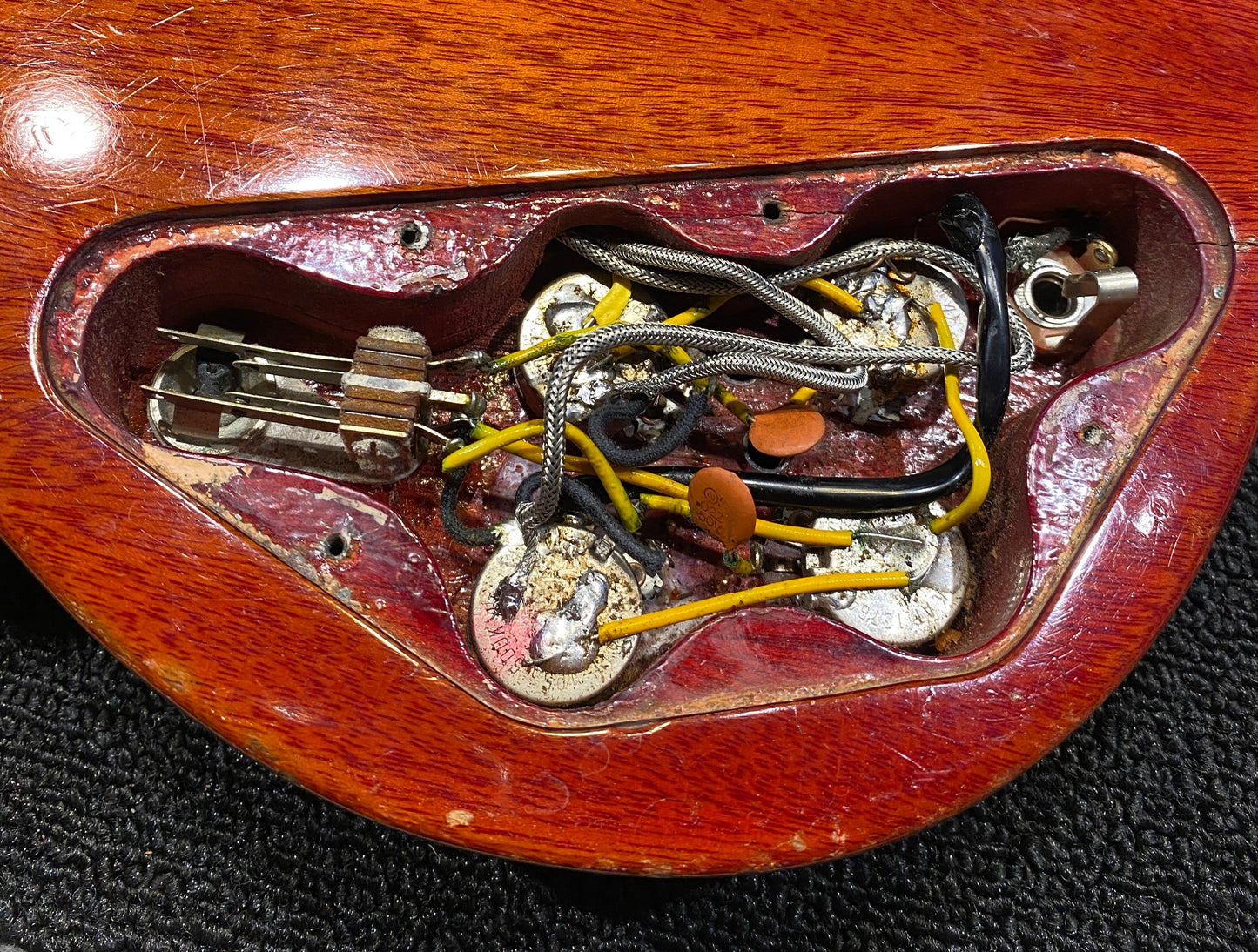 Gibson SG Standard Modified Cherry 1965