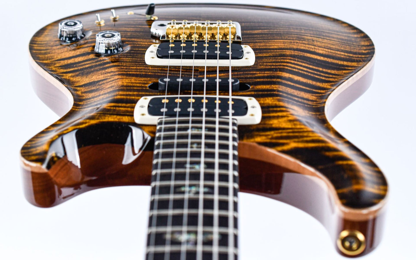 PRS Wood Library Modern Eagle V Yellow Tiger 10 Top
