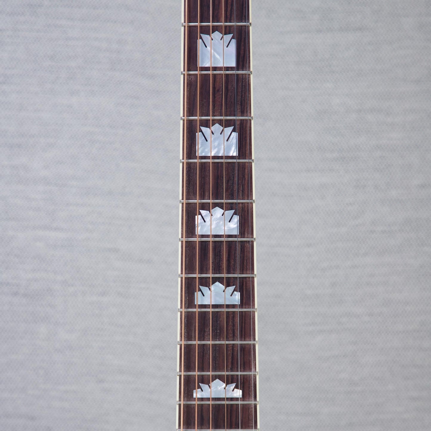 Gibson SJ-200 Standard Maple/Spruce Acoustic Electric - Tri Burst - #20365012