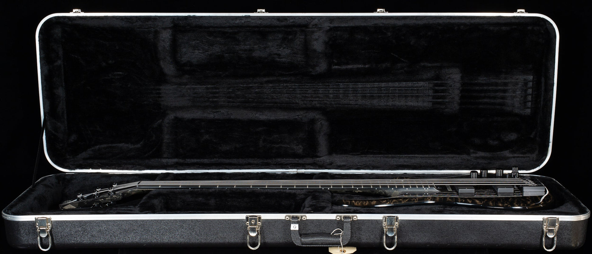 2002 Modulus Quantum 5 String Bass Blackstone