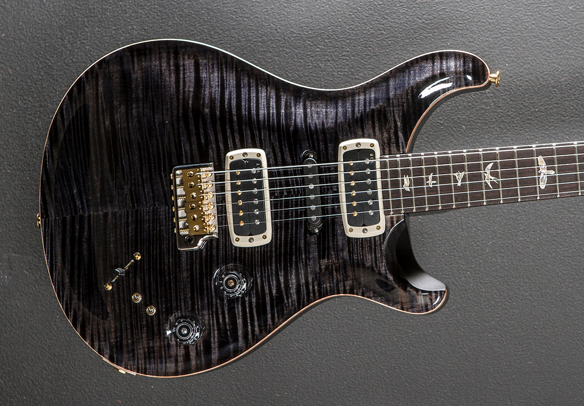 Modern Eagle V 10 Top - Gray Black