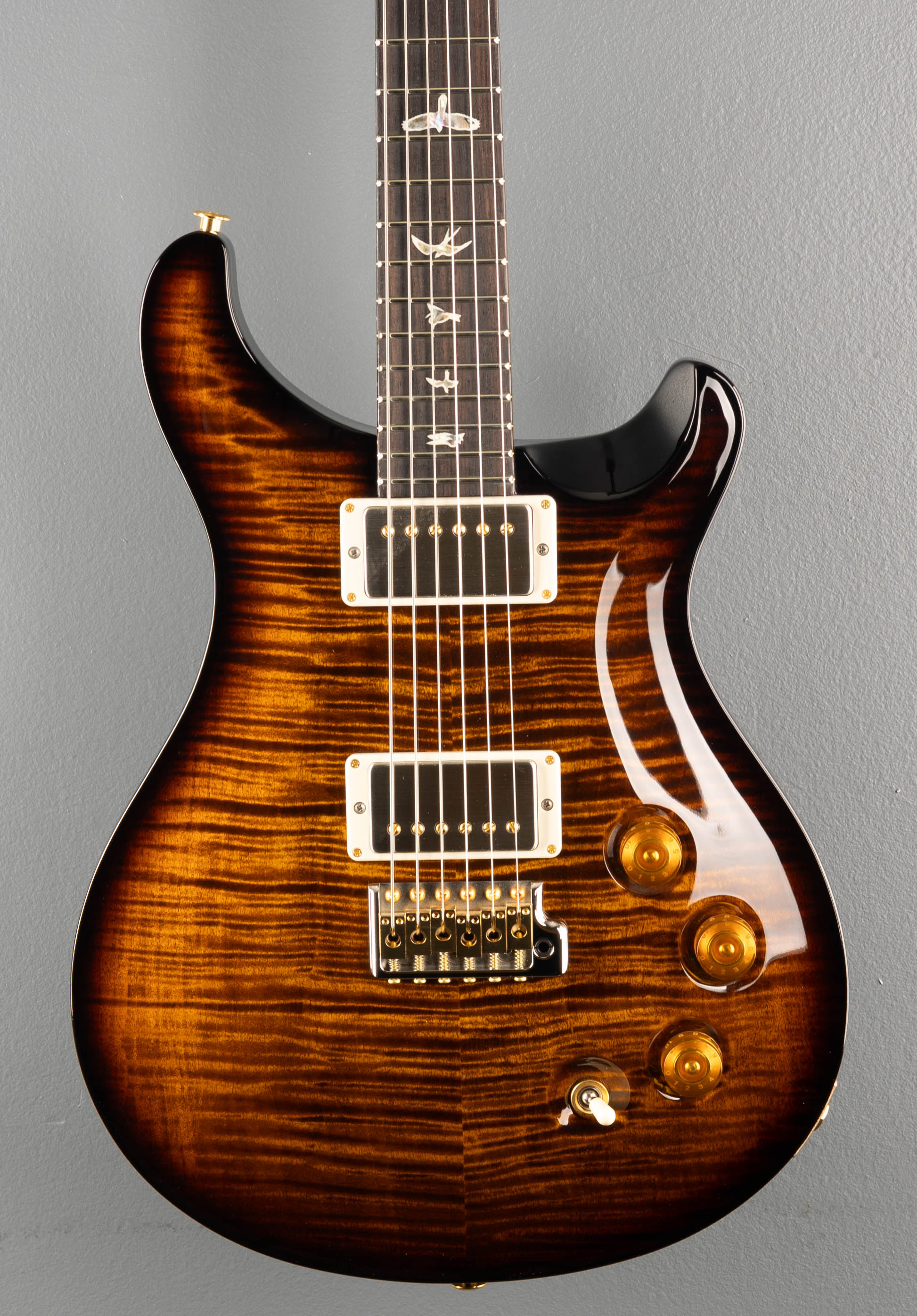 DGT (David Grissom Trem) 10 Top w/Birds - Black Gold Burst