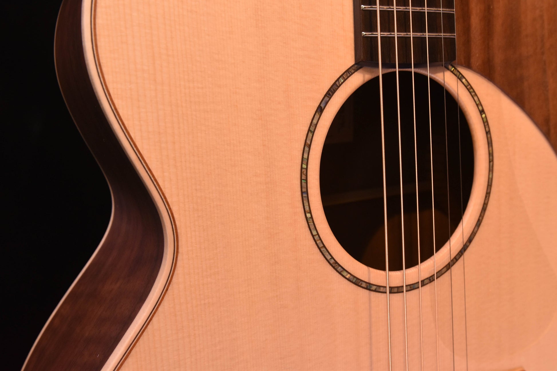 Lowden Thomas Leeb Signature AAAA Bastogne Walnut/ Sitka Spruce