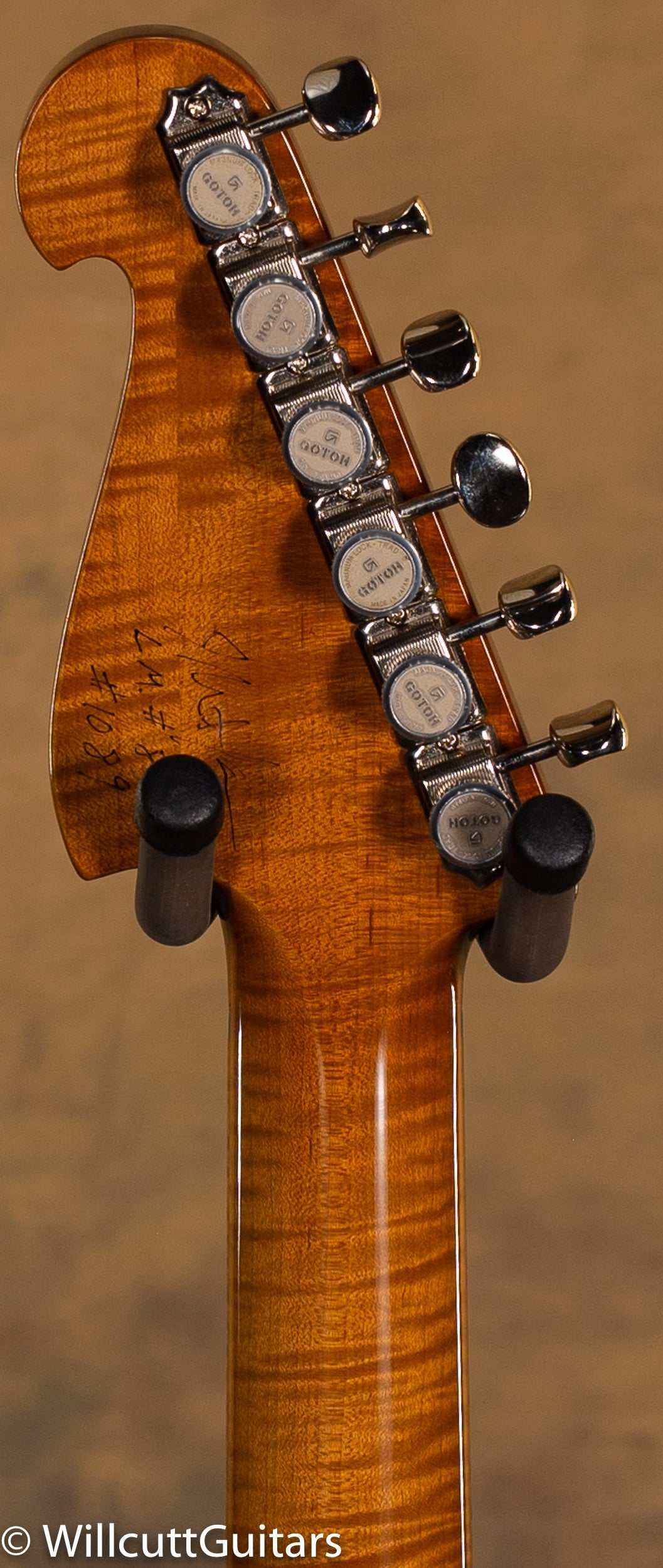 Knaggs Severn Trem Larry Mitchell Faded Onyx