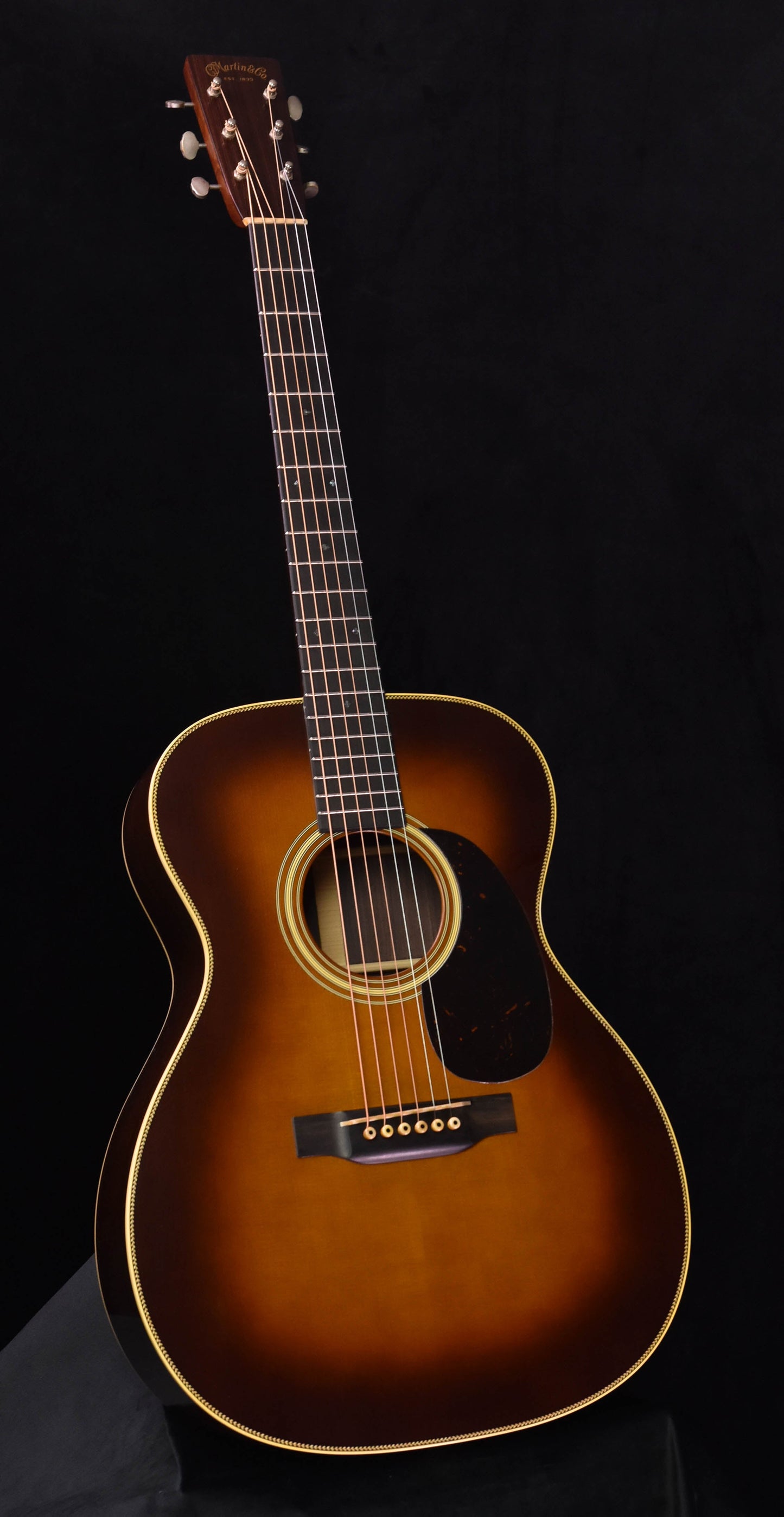 Martin Custom Shop Expert 000-28 Authentic 1937 Acoustic Guitar- Ambertone finish with Stage 1 Aging(CE-08)
