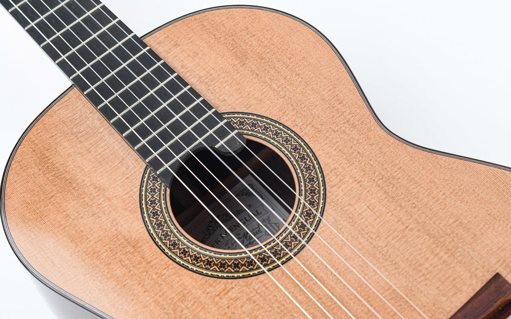 Alhambra Javier Mengual Luthier Cedar
