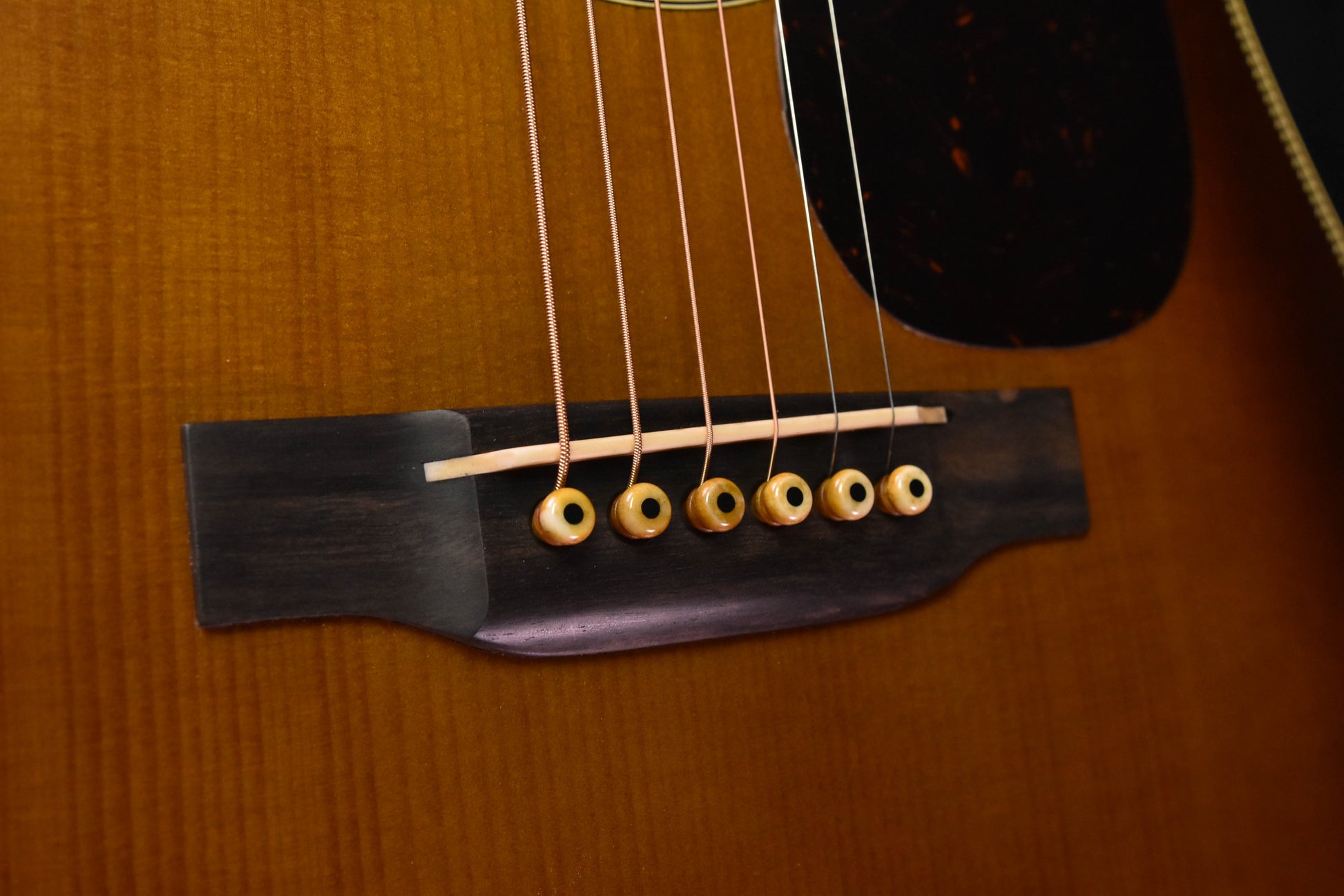 Martin Custom Shop Expert D-28 Authentic Dreadnought Acoustic Guitar with Stage 1 Aging Ambertone (CE-04)