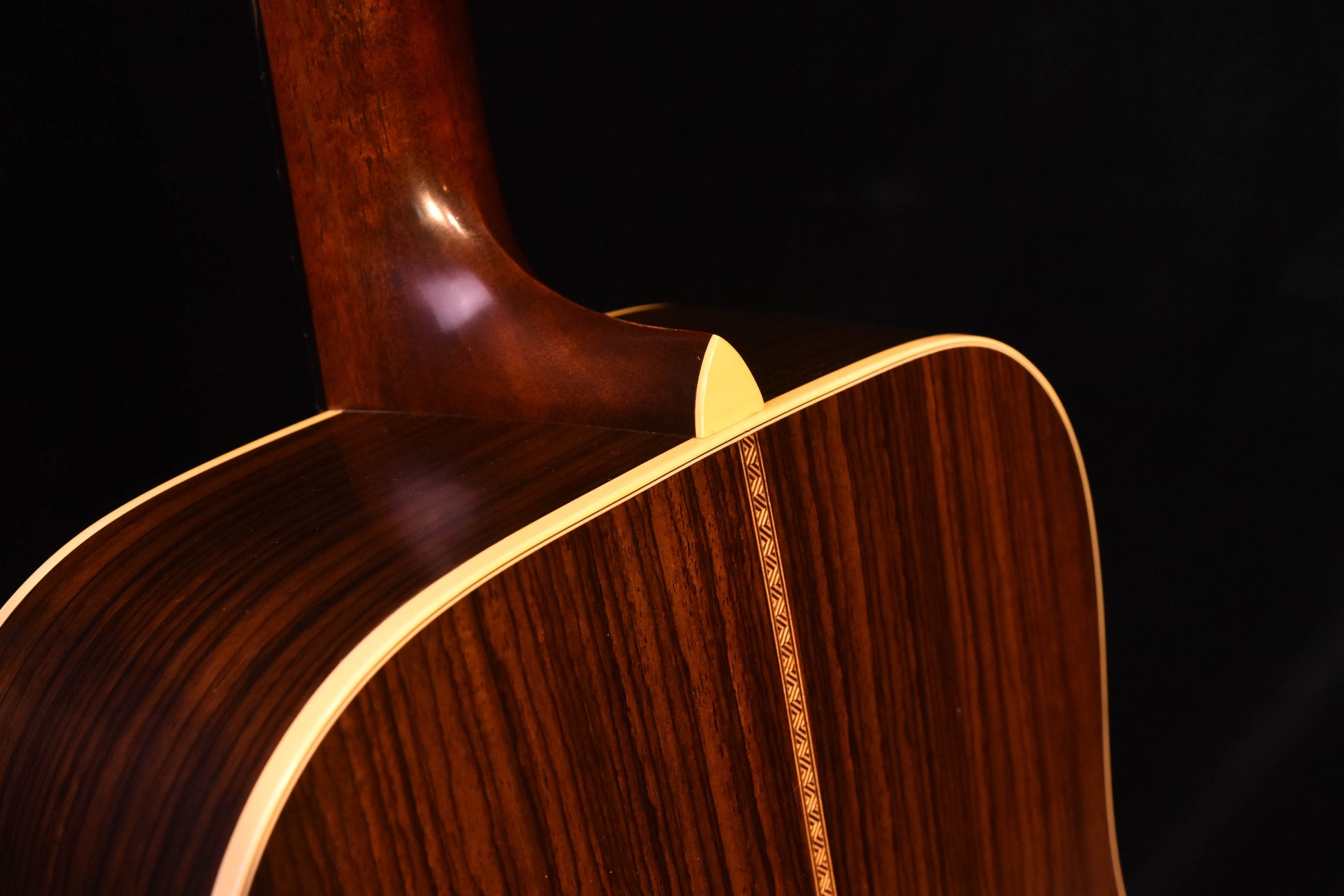 Martin Custom Shop Expert D-28 Authentic Dreadnought Acoustic Guitar with Stage 1 Aging Ambertone (CE-04)