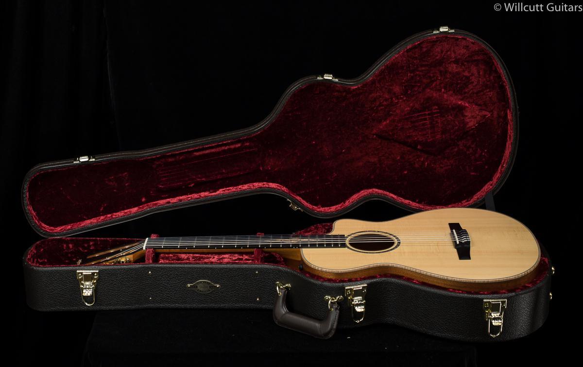 Taylor Custom Nylon 9275 Grand Concert Blackwood