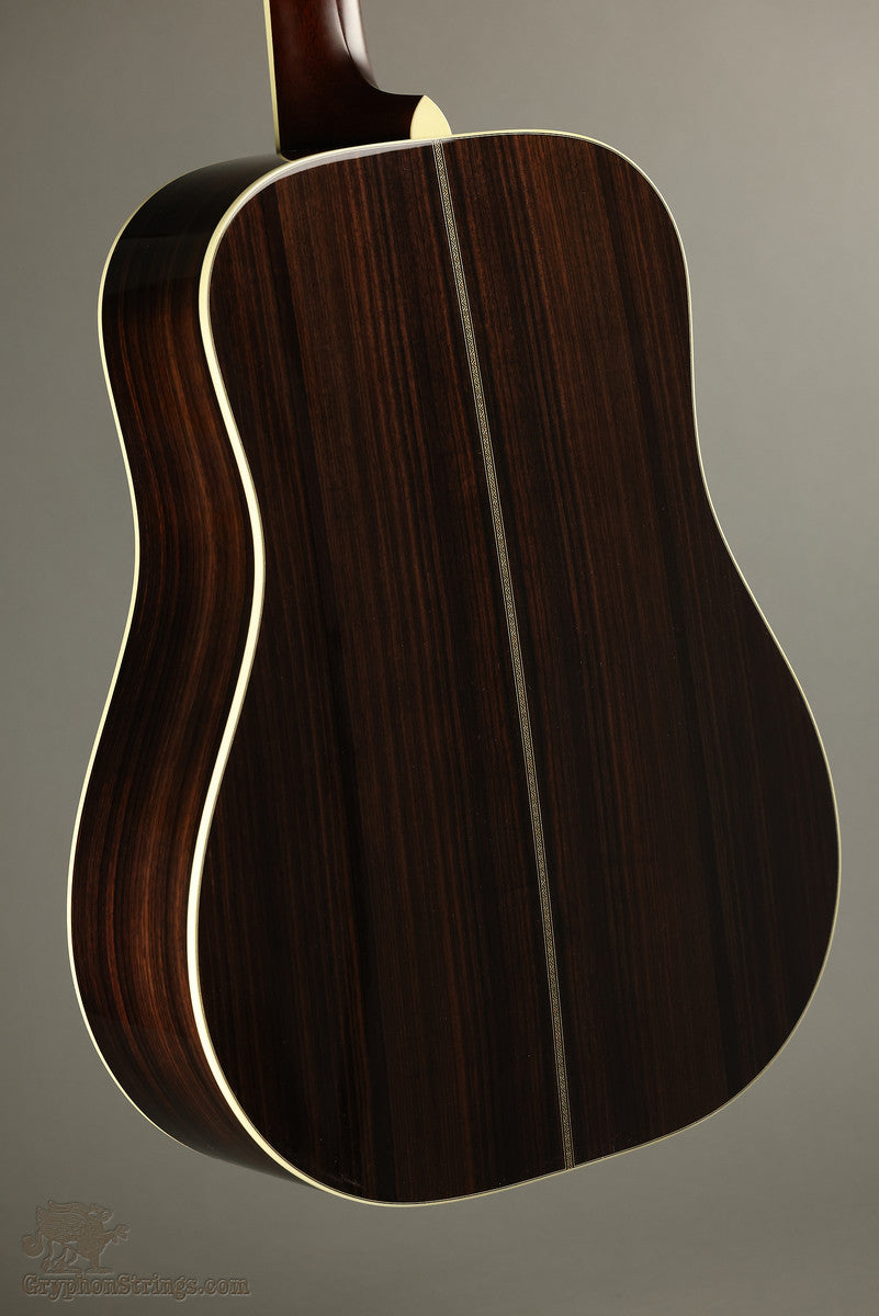 Santa Cruz Guitar Co. D Steel String Acoustic Guitar - New
