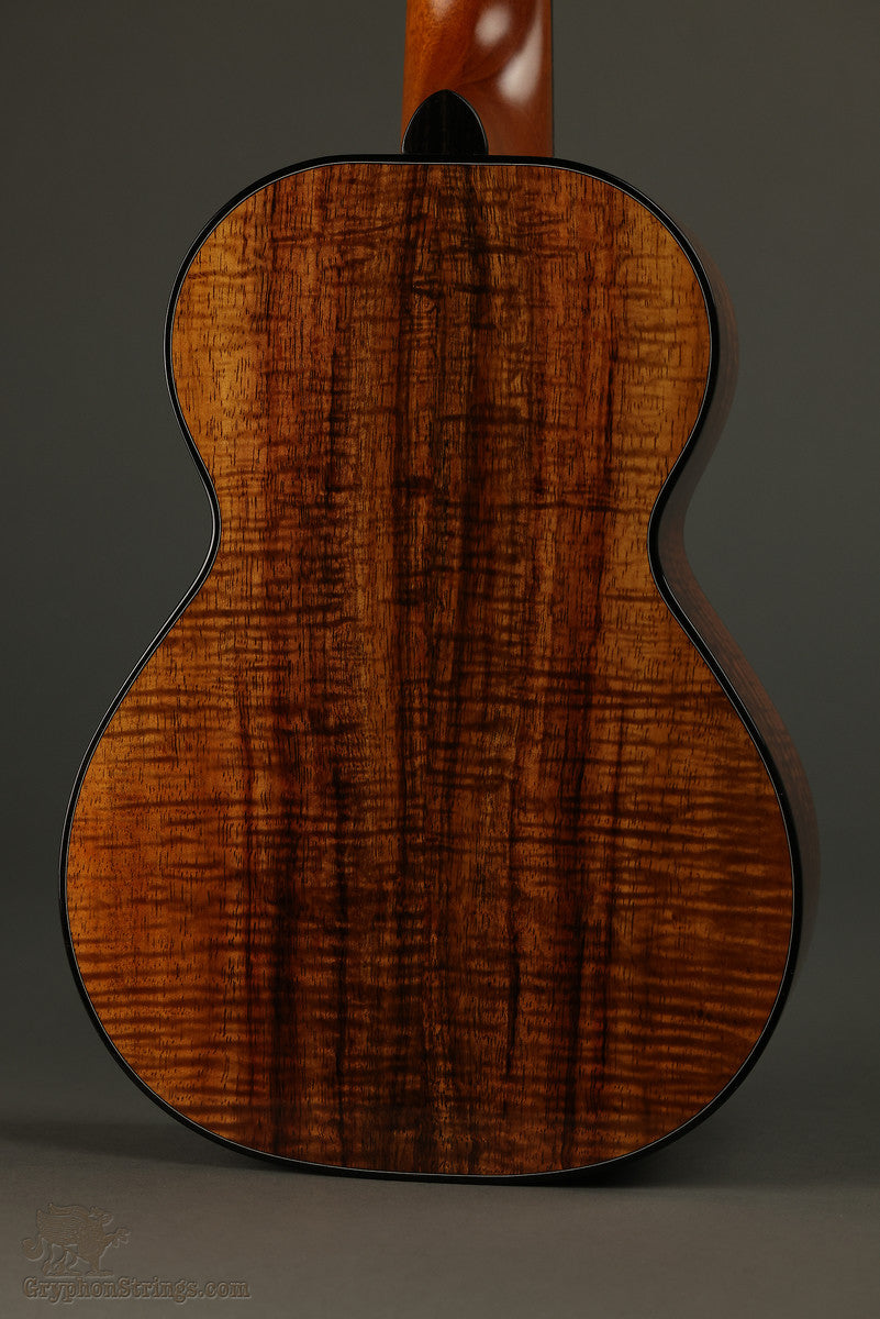 Kamaka HF-2 Deluxe 2 Concert Ukulele New