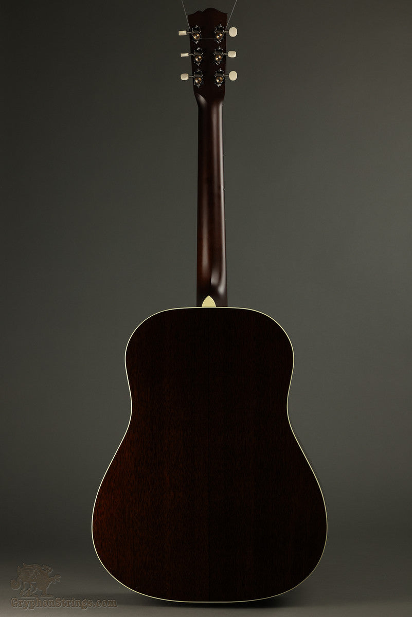 Santa Cruz Guitar Co. Vintage Jumbo, European Spruce Top Steel String Acoustic Guitar New