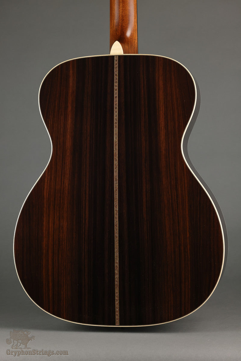 Martin 000-28 Modern Deluxe Steel String Acoustic Guitar - New