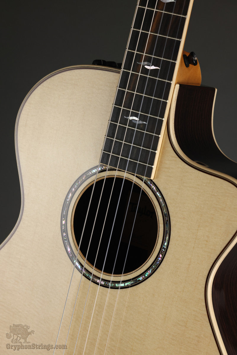 Taylor 812ce-N Nylon String Acoustic Electric Guitar - New