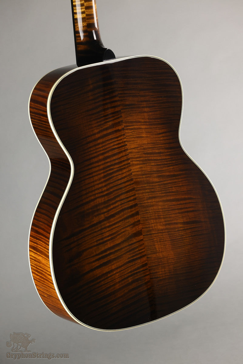 Northfield NFO-AT2 Maple Sunburst Gloss Archtop Octave Mandolin - New