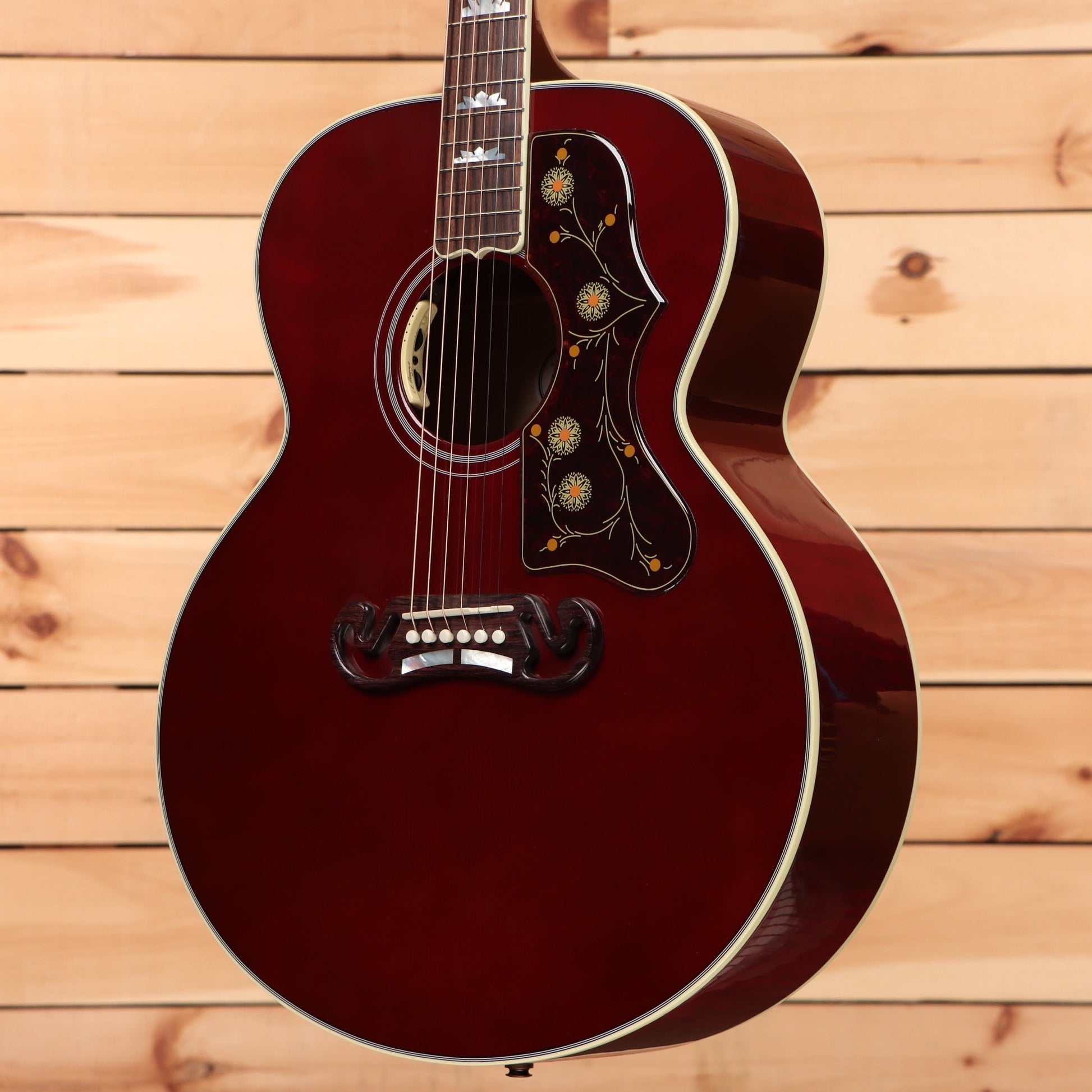 Gibson SJ-200 Standard - Wine Red