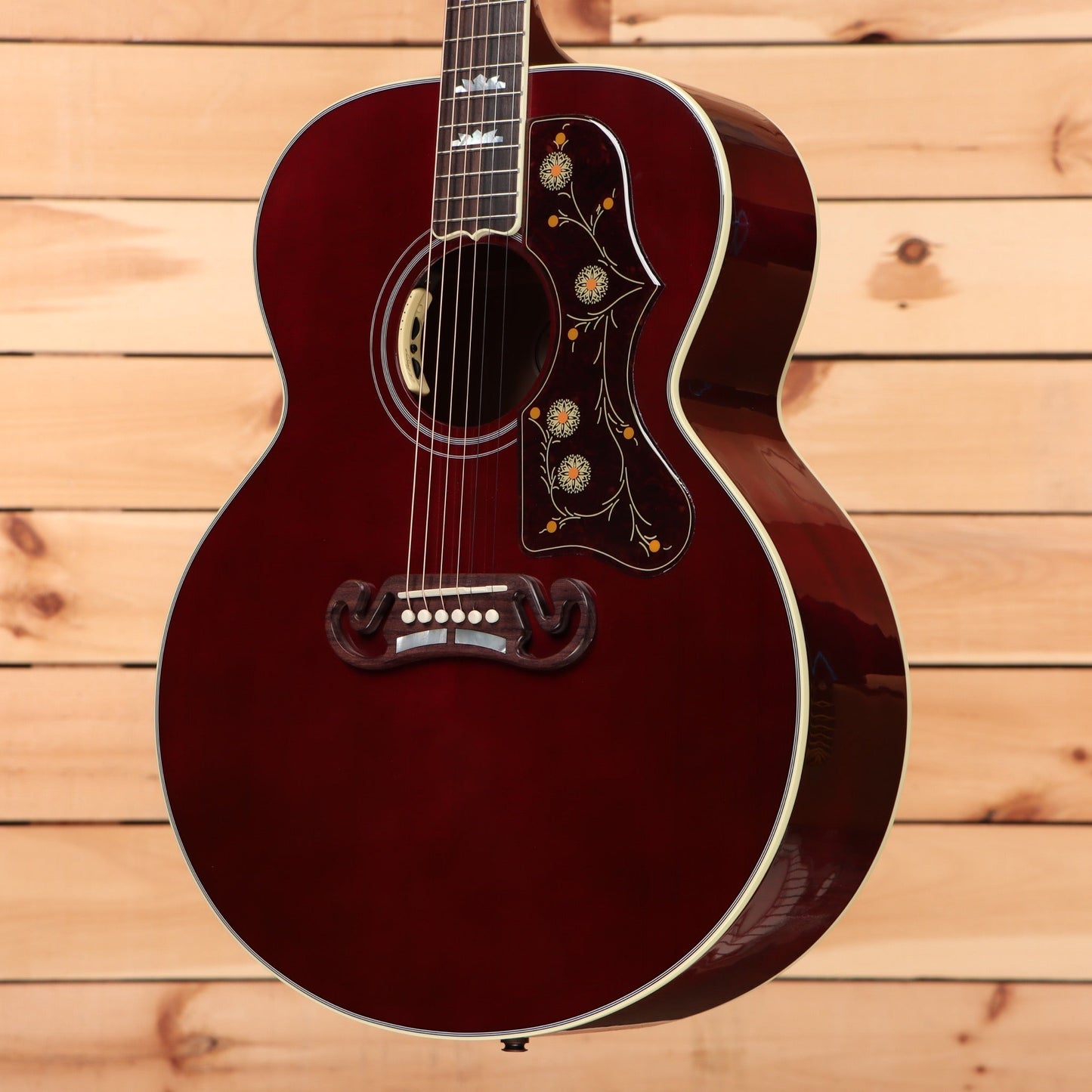 Gibson SJ-200 Standard - Wine Red