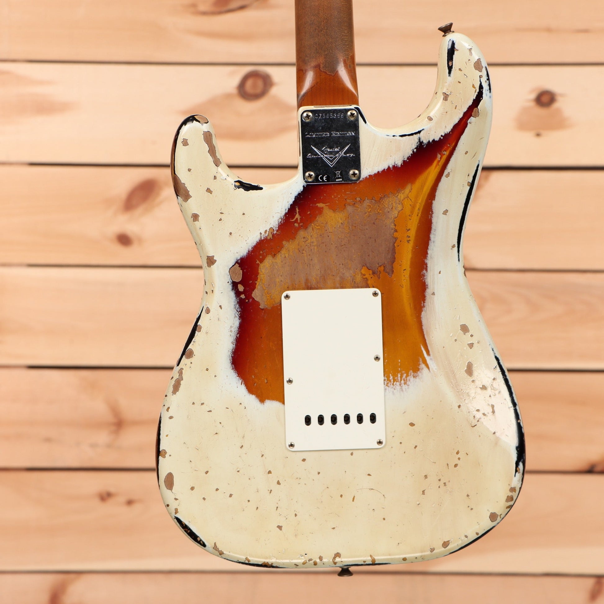 Fender Custom Shop Limited Roasted 1960 Stratocaster Super Heavy Relic - Aged Olympic White over 3 Color Sunburst