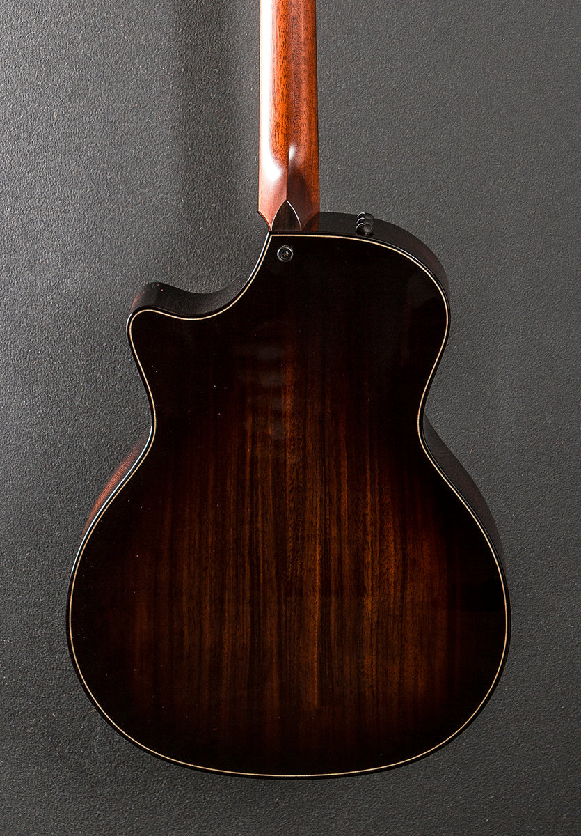 2025 Builder's Edition 814CE