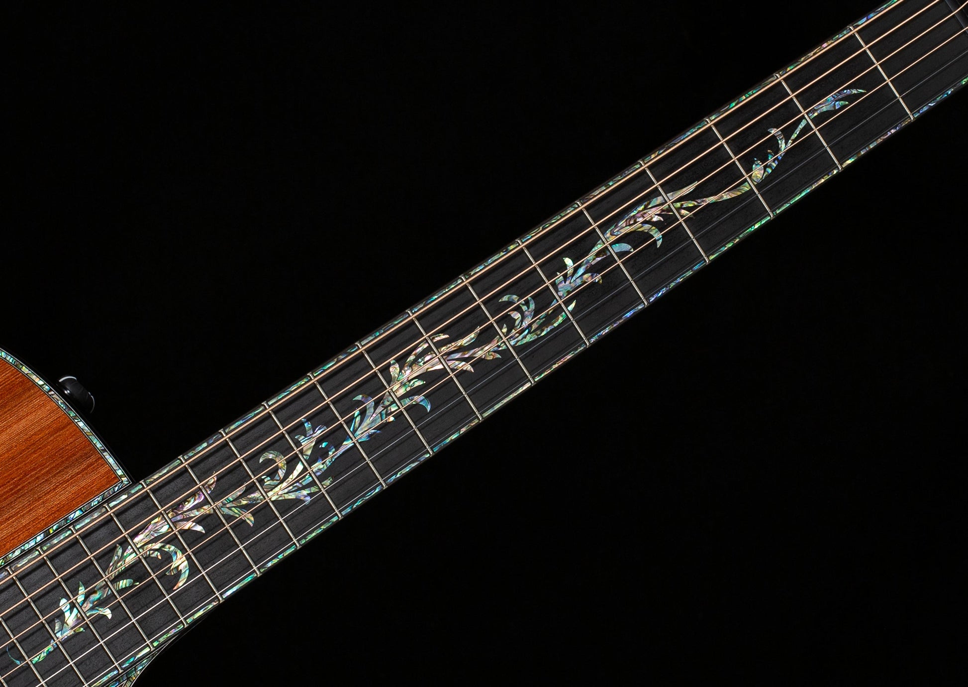 2025 Taylor Presentation Series Grand Auditorium PS14ce Honduran Rosewood/Sinker Redwood, V-Class Bracing (077)