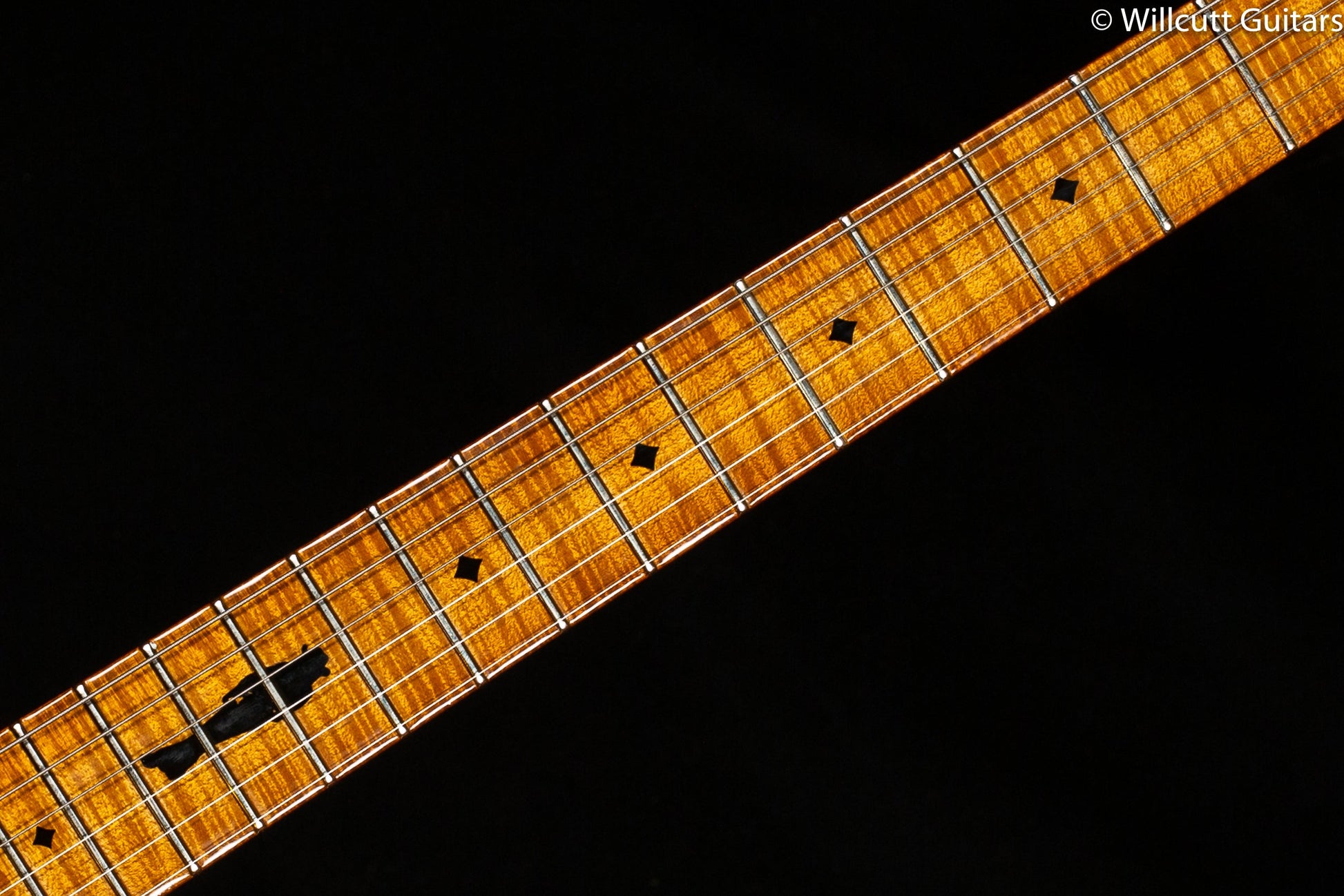 Knaggs Severn Trem Larry Mitchell Model Spalted Maple/Stone Inlay